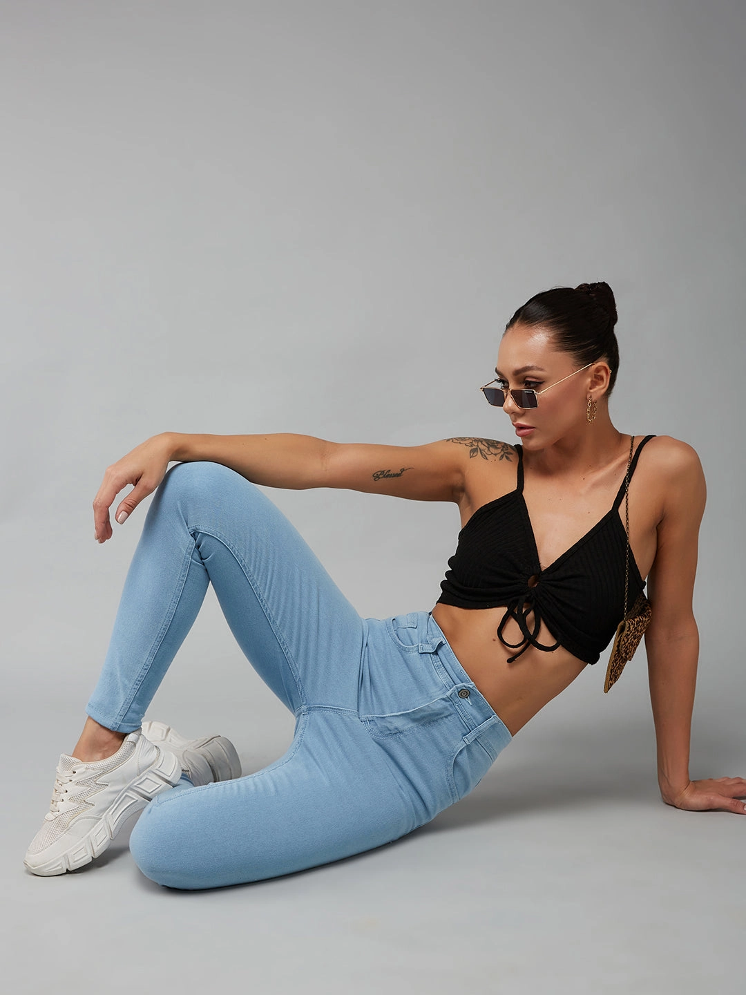 CHASEstretch? Light Blue Skinny High-Rise Ice-Wash Denim Jeans fresh feel