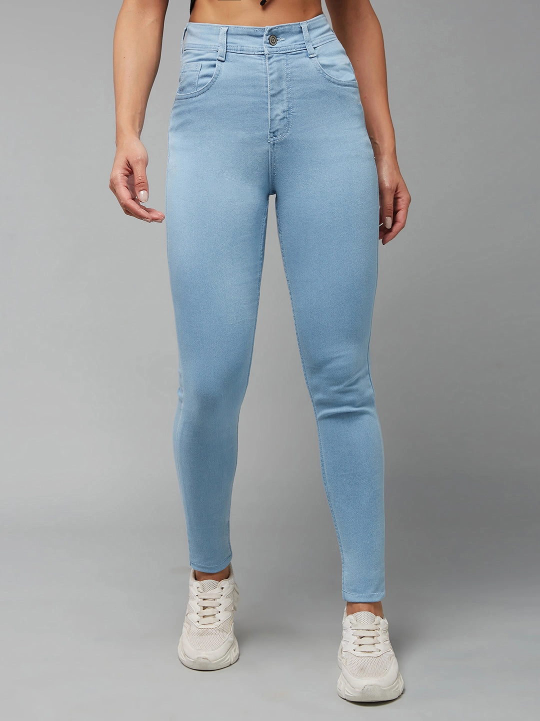 Light Touch CHASEstretch? Light Blue Skinny High-Rise Ice-Wash Denim Jeans