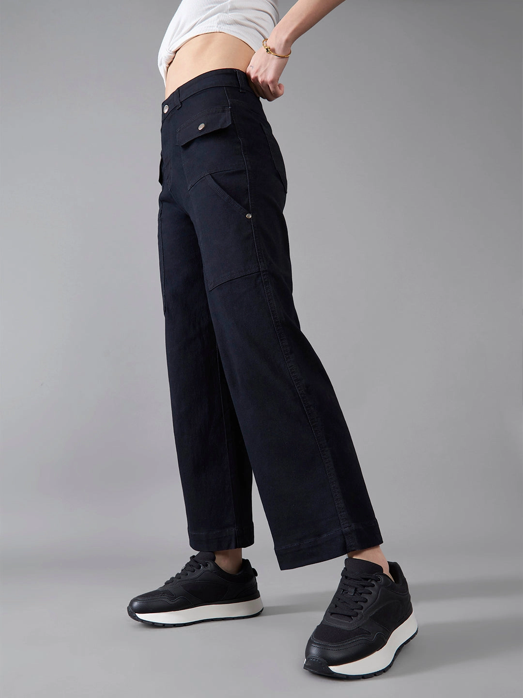 Utility Basic Picnic Style Creative Look Minimalist Style CHASEstretch? Black Flared High-Rise Denim Jeans