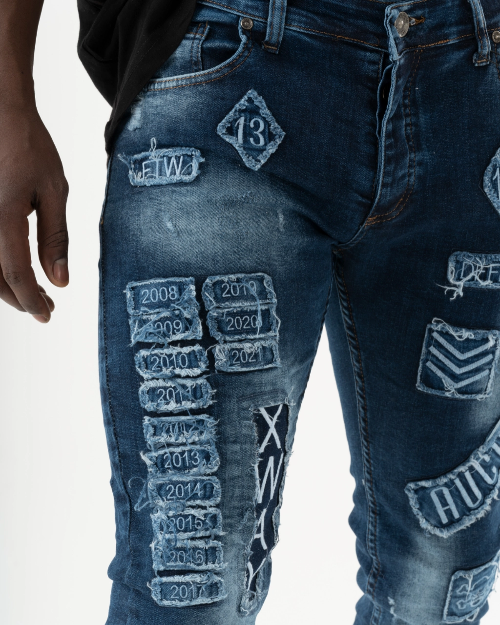 INJUN | BLUE Rainy Day Chill Outfit Nature Lover