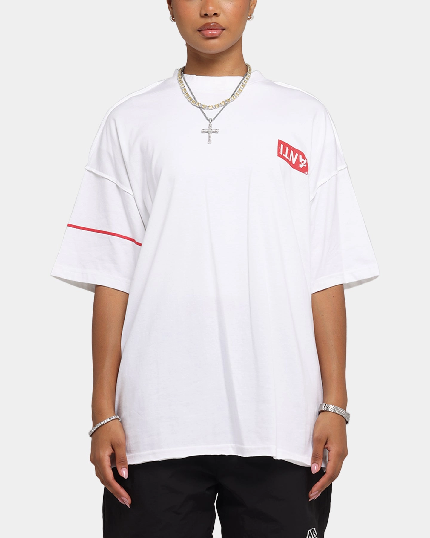 The Anti Order Azero Non Seam Oversized T-Shirt White/Red Buttonless Closure