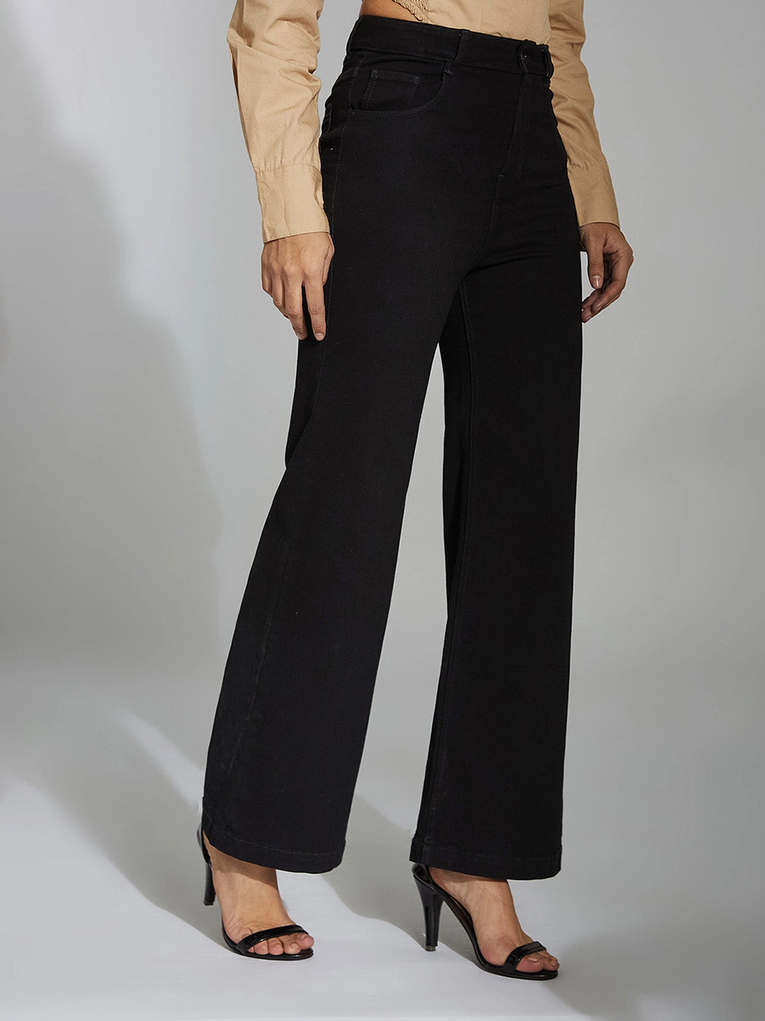 CHASEshape? Black Bootcut High-Rise Stretchable Denim Jeans Modern Spring Mood