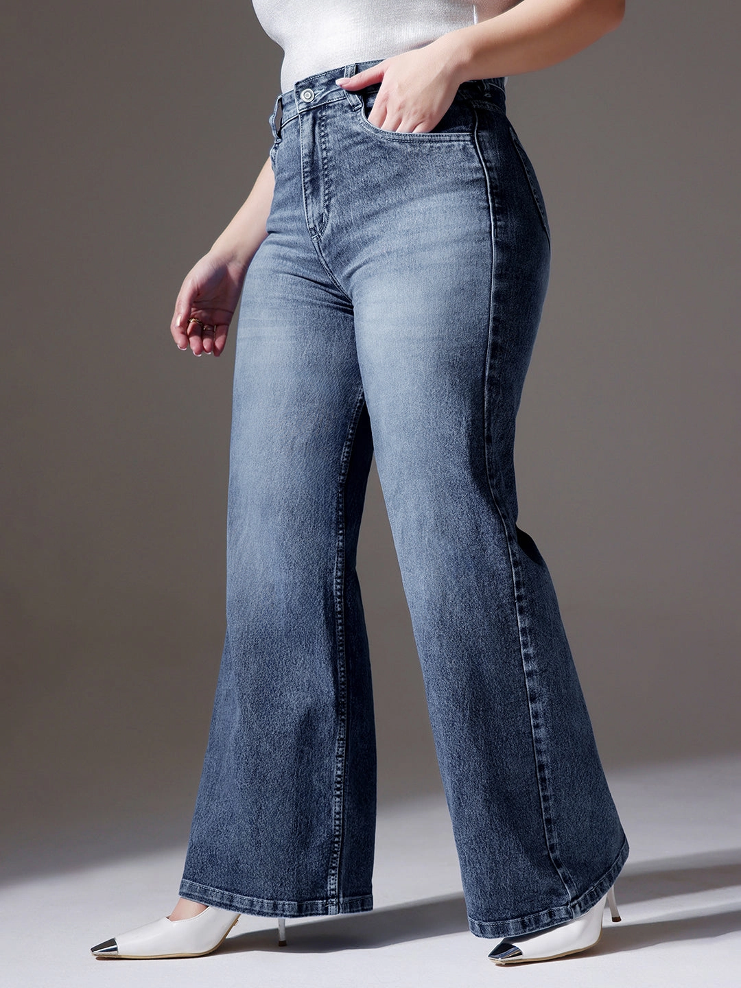 Street Vibe CHASEShape? Light Blue Wide-Leg High-Rise Clean-Look Regular-Length Stretchable Denim Jeans