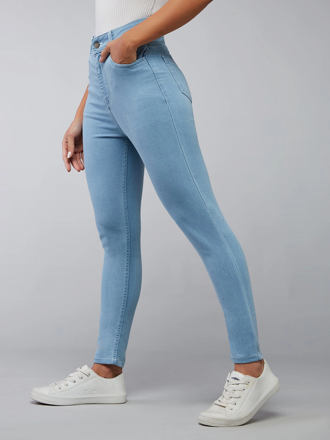 CHASEstretch? Light Blue Skinny High-Rise Distressed Cropped Denim Jeans City Walk Autumn Days Lightweight