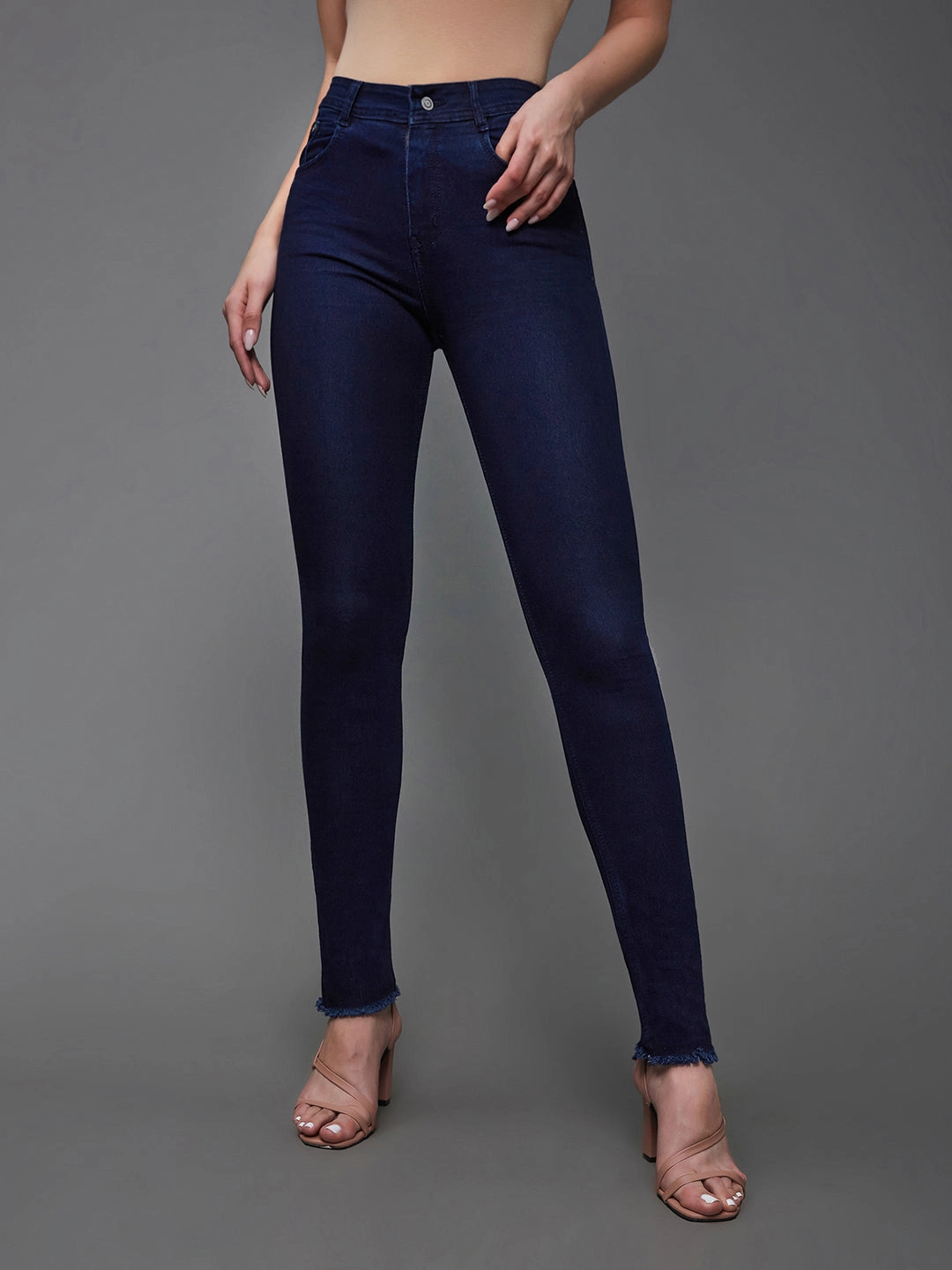 Urban Ready CHASEstretch? Navy-Blue Mid-Rise Solid Denim Jeans