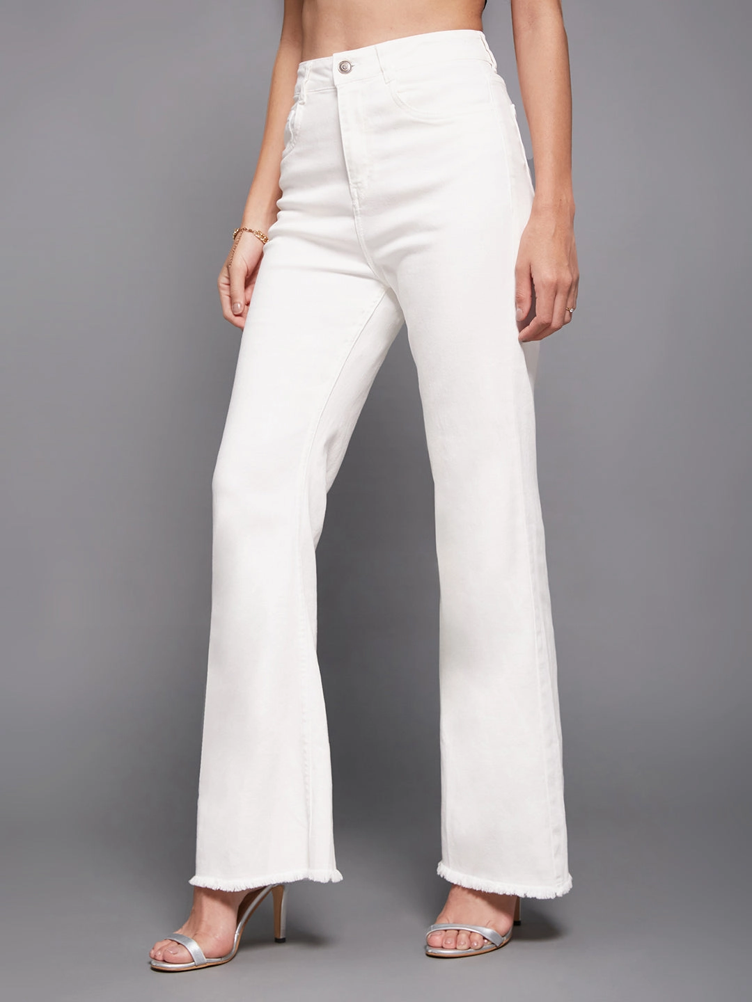 Permanent Crease Retention CHASEstretch? White Bootcut High-Rise Stretchable Denim Jeans
