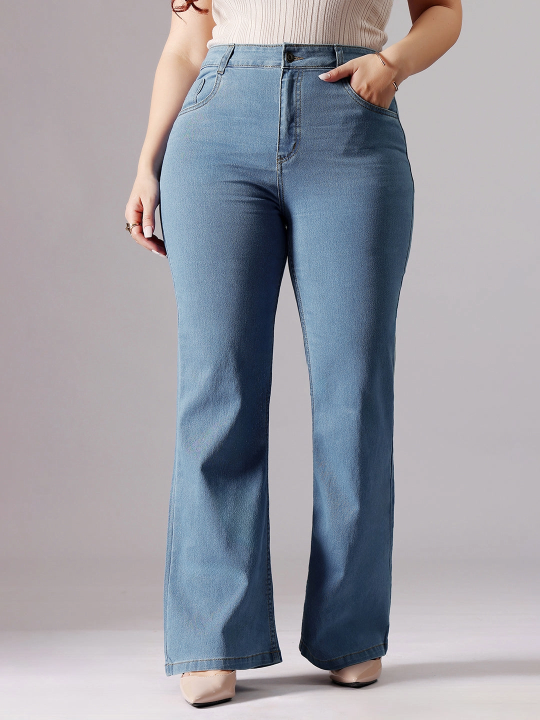 Festival Outfit Minimalist Style CHASEstretch? Women's Light Blue Bootcut High-Rise Clean-Look Stretchable Denim Jeans