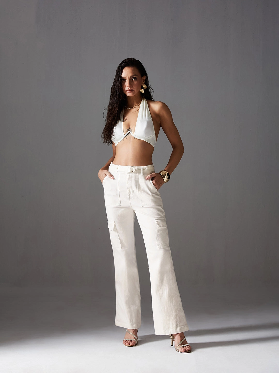 City Walk Comfy Weekend Getaway CHASEstretch? Women's White Wide-Leg High-Rise Cargo Denim Jeans