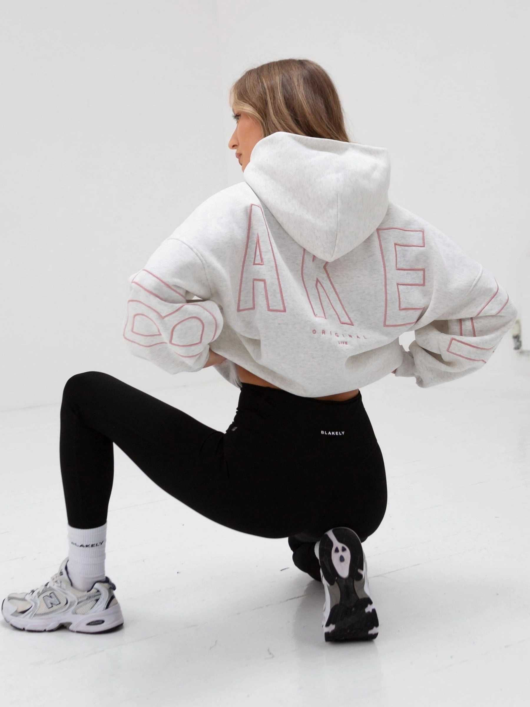 Breathable Fit Embroidered Isabel Oversized Hoodie - Bubblegum Pink