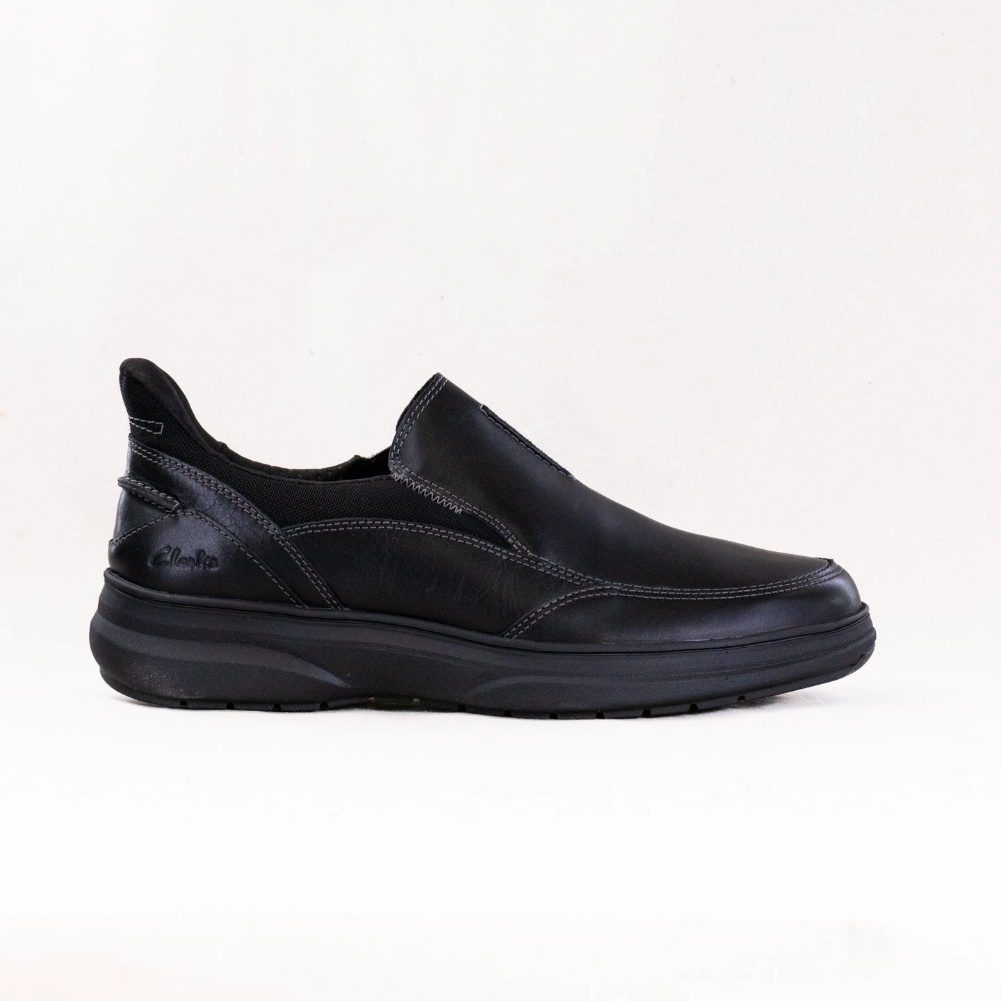 Relax Mode Slip Comfy Slip On Clarks Mullen Step (Men's) - Black Leather