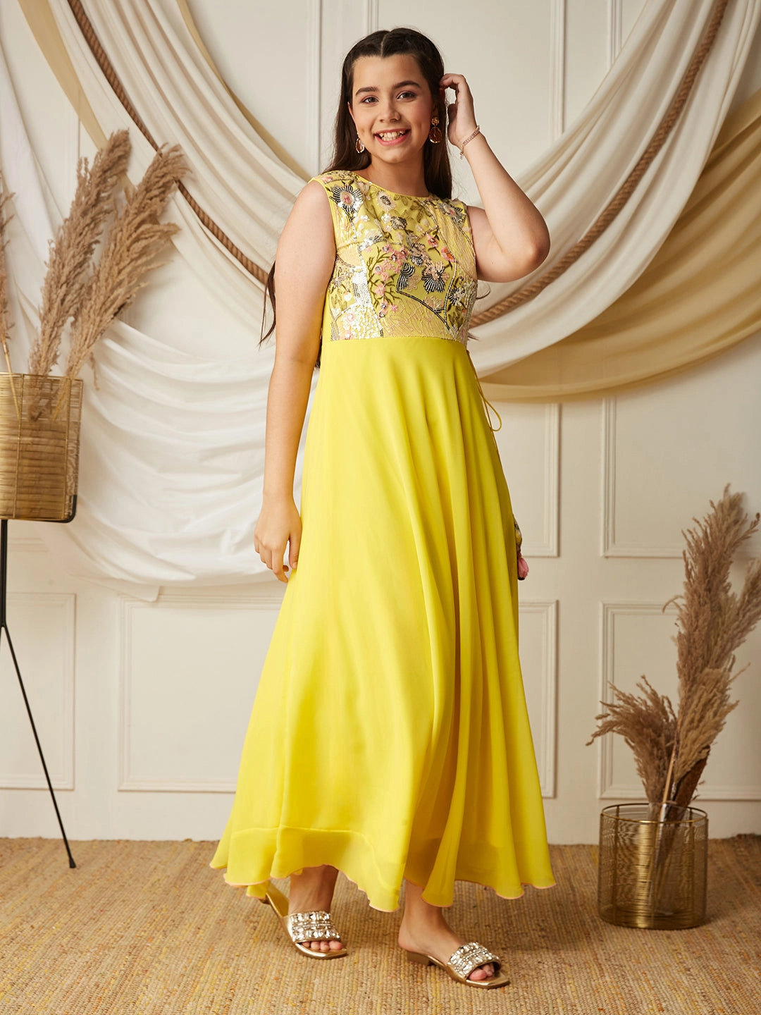 Multicolored-Base-Light Yellow Round-Neck Sleeveless Embellished Flared Polyester Maxi Dress Sharp Detail Statement Neck