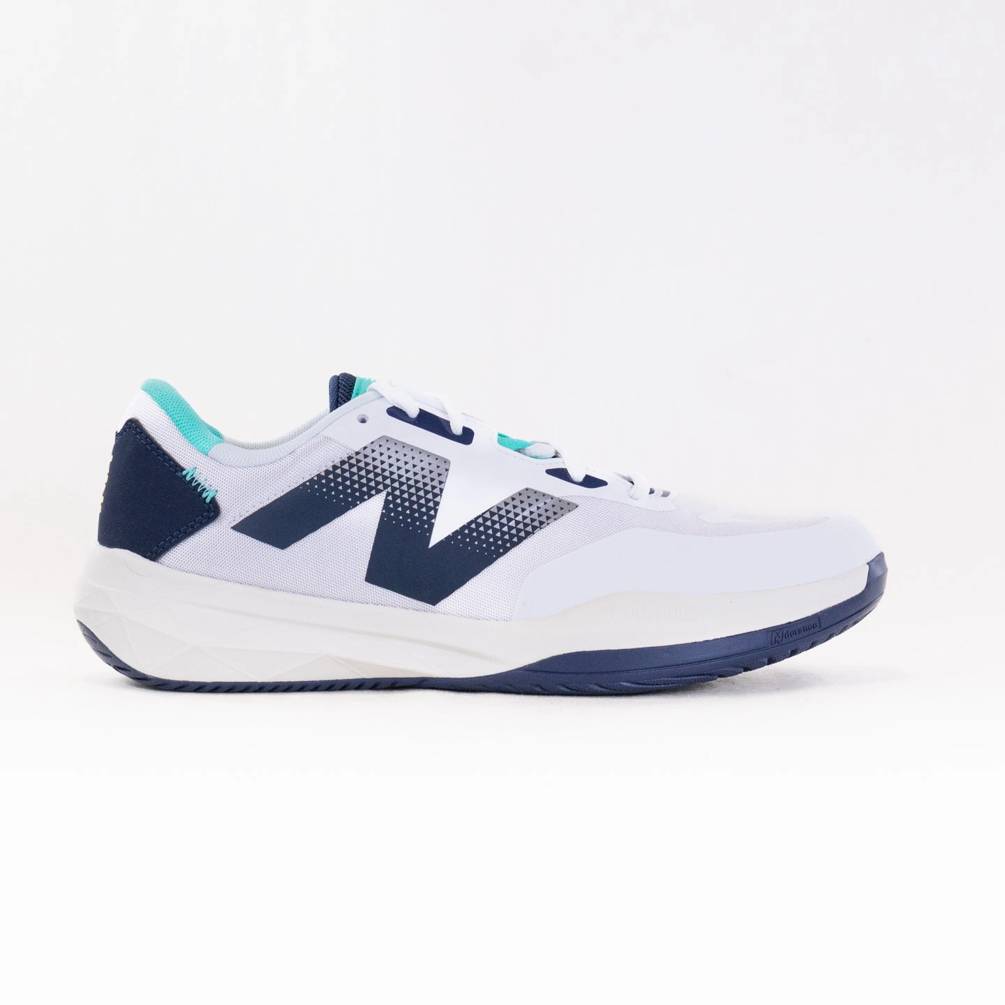 ventilation channels running in a swimming pool area shoes New Balance Tennis-Hard Court (Men's) - White/Blue