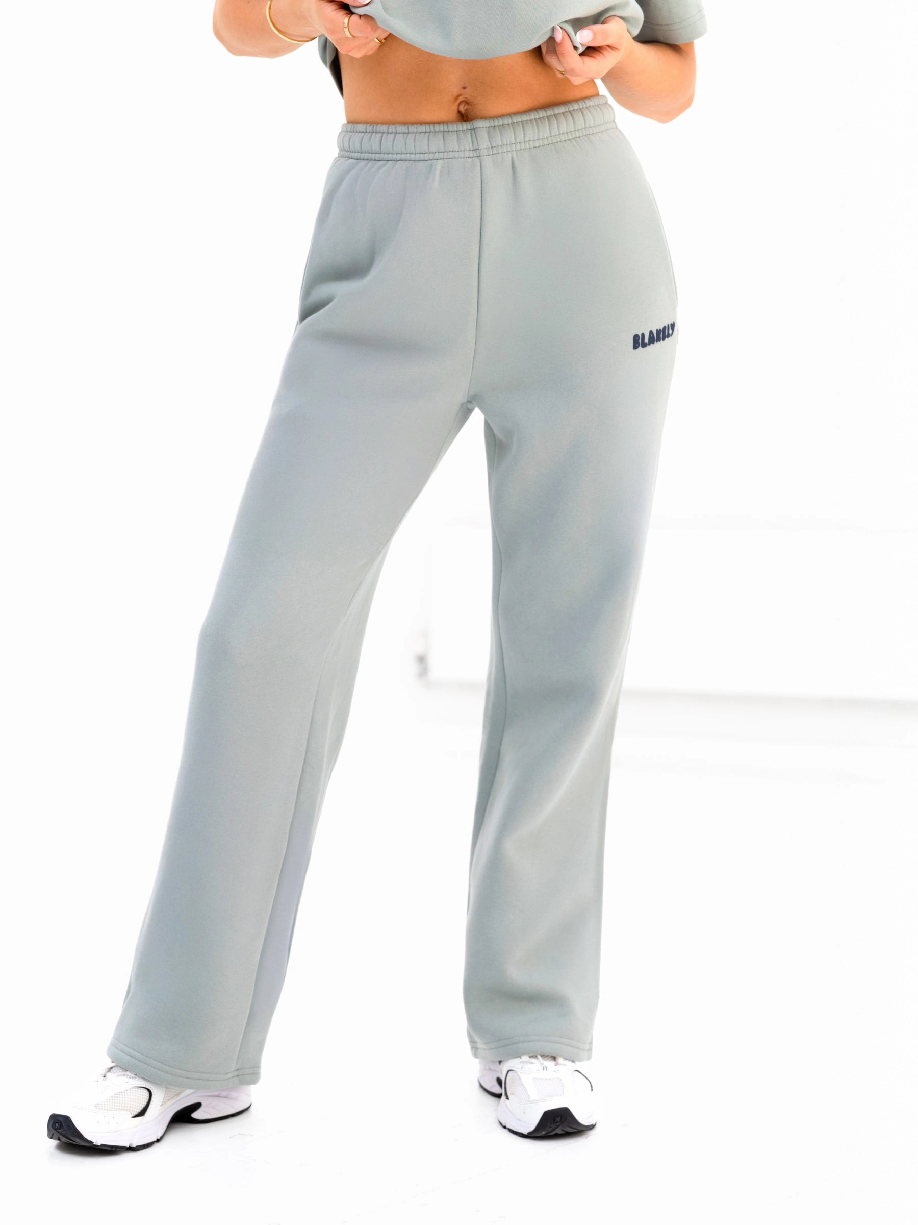 Easy Travel Relax Fit Wear Cloud Print Wide Leg Sweatpants - Mineral Blue