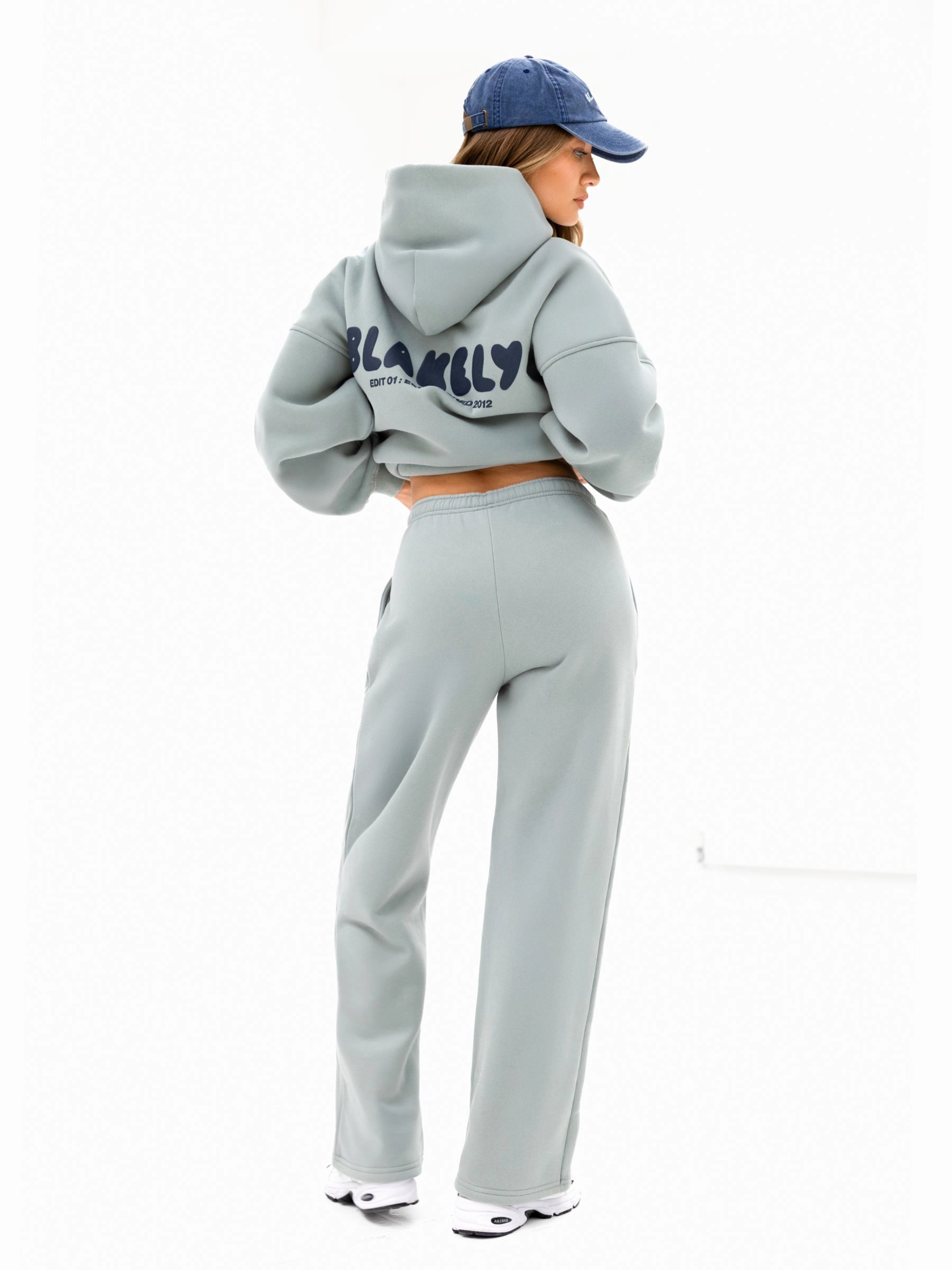 Unrestricted Movement ComfortFit Cloud Print Wide Leg Sweatpants - Mineral Blue