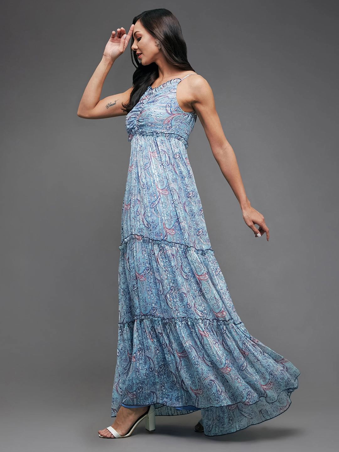 Non-Iron Bold Statement Women's Multicolored-Base-Sky Blue Sweetheart Neckline Adjustable Shoulder Strap Paisley Patterned Tiered Maxi Georgette Dress