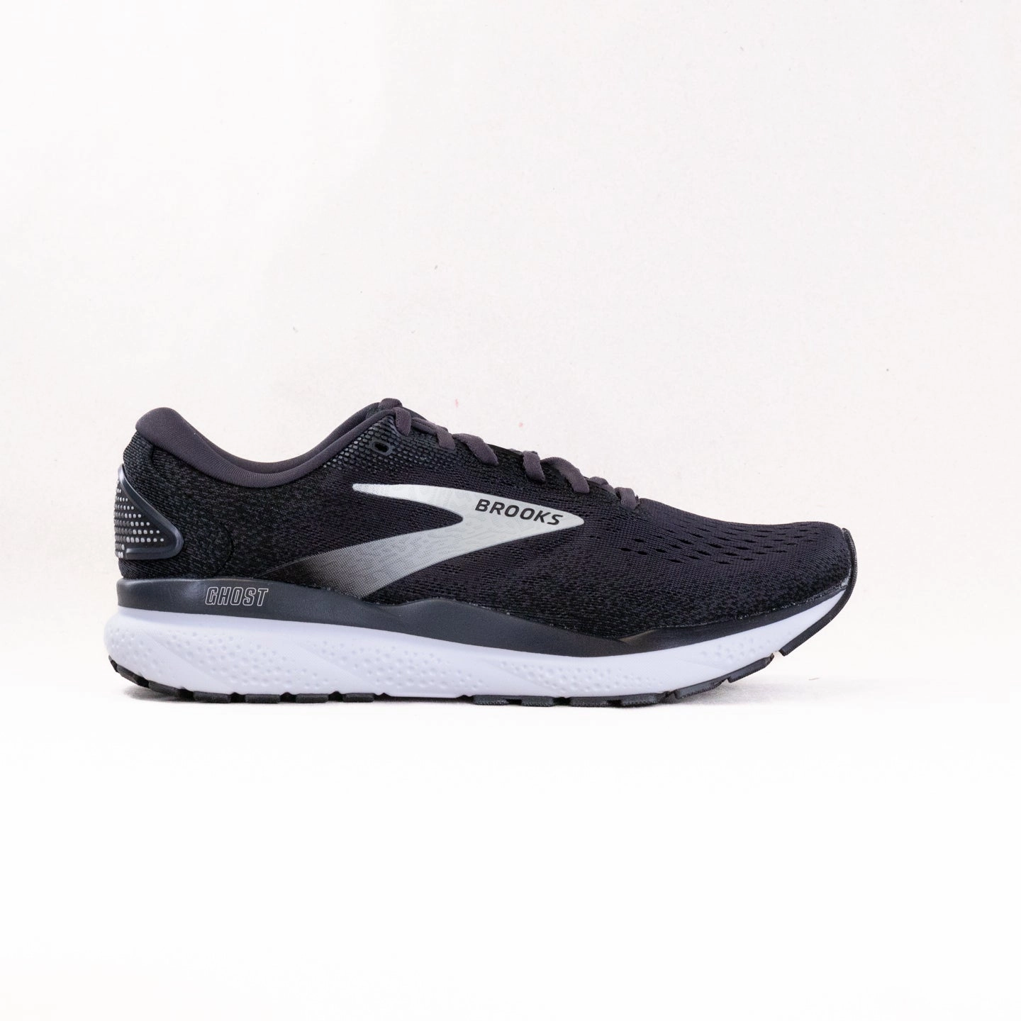 Brooks Ghost 16 (Men??s) - Black/Grey/White angular outsole running shoes
