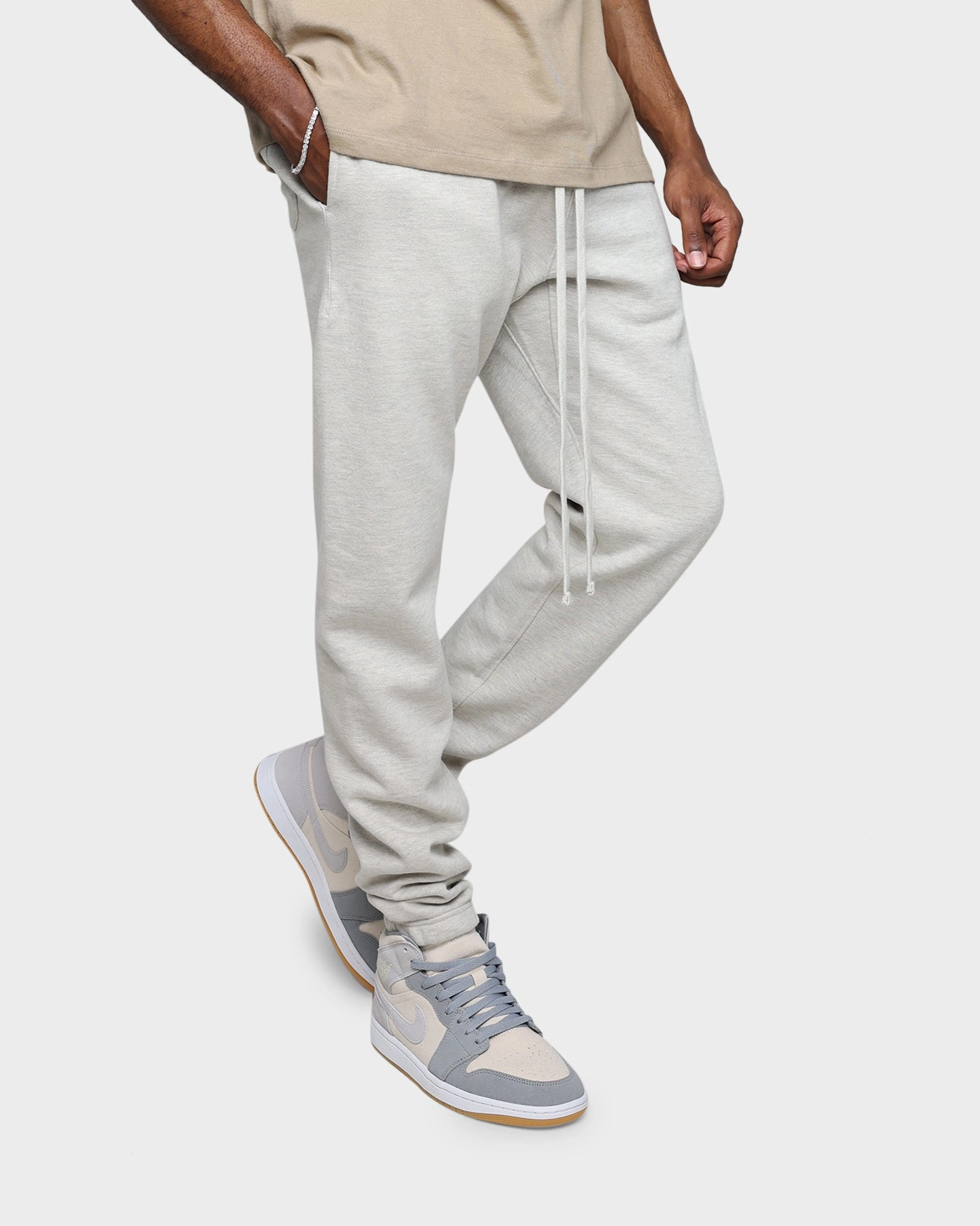 MNML Every Day Sweat Pants Grey HighWaistSupport Sleek Look