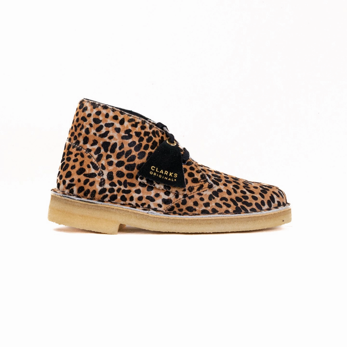 Seamless Comfort Morning Walk MemoryFoam Clarks Desert Boot (Women's) - Leopard Print Pony