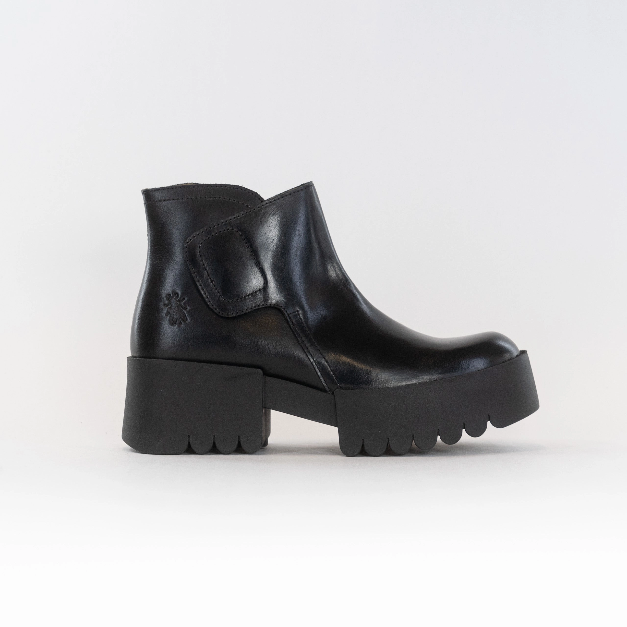 Fly London Endo006Fly (Women's) - Black BreathableMesh