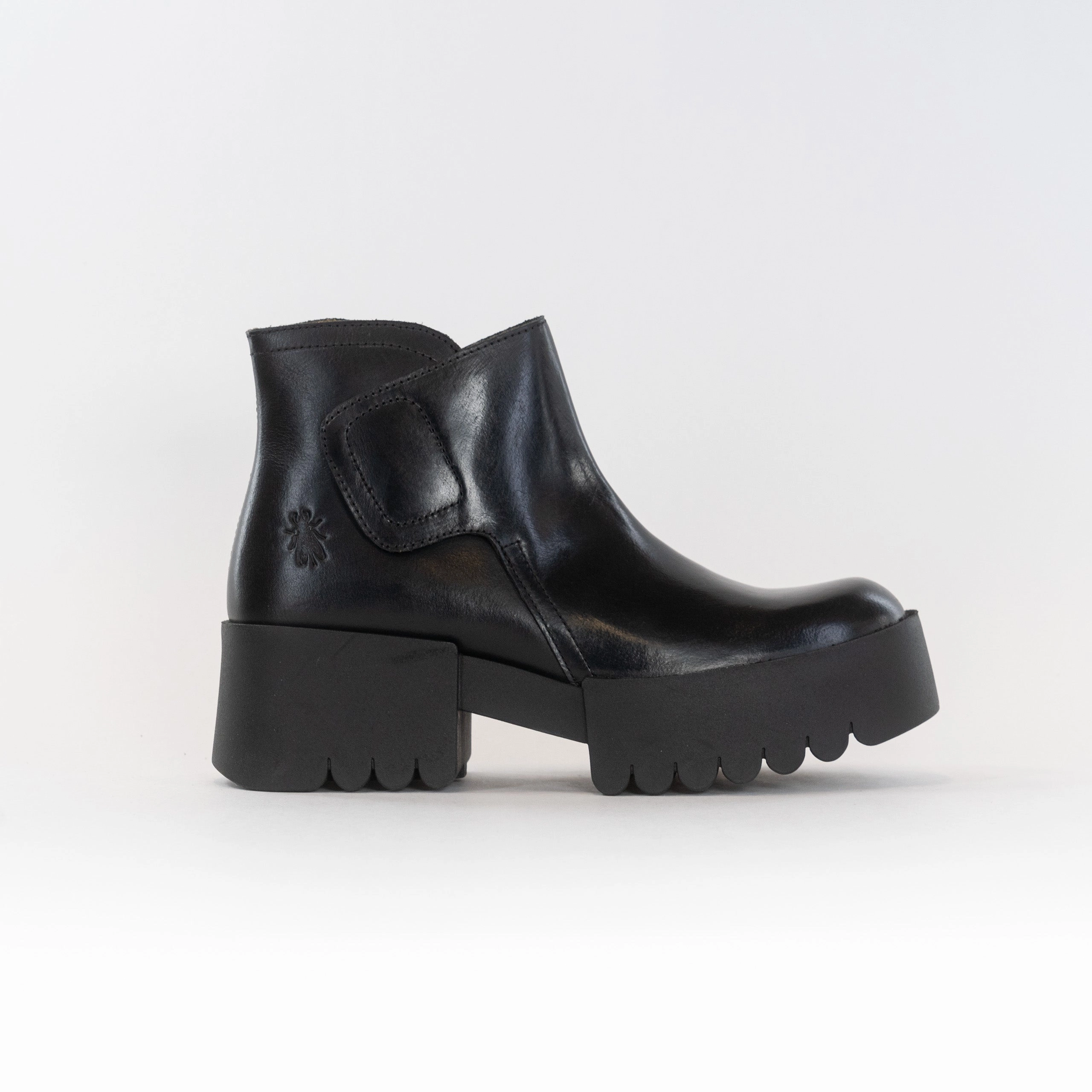 Fly London Endo006Fly (Women's) - Black Feather Light Comfort Seeker Thermal Core Hiking Trails