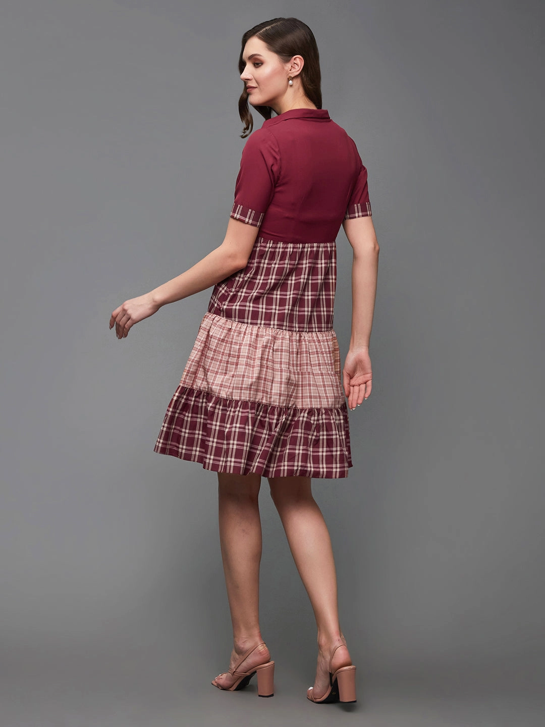 Tailored Piece Women's Multicolored-Base-Maroon Checkered Shirt Collar Cuffed Sleeves Polyester Tiered Above-Knee Dress
