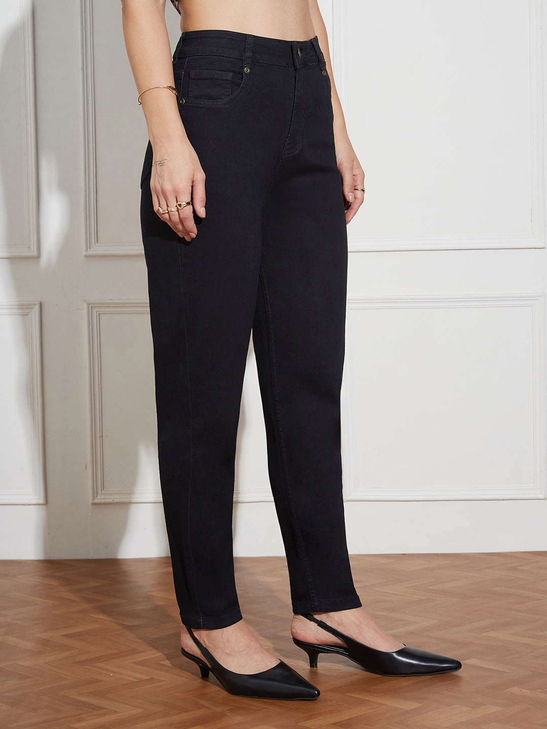 Women's Black High Rise Clean Look Regular-Length Stretchable Denim Mom Jeans Trend Setter Chill Outfit Student Outfit