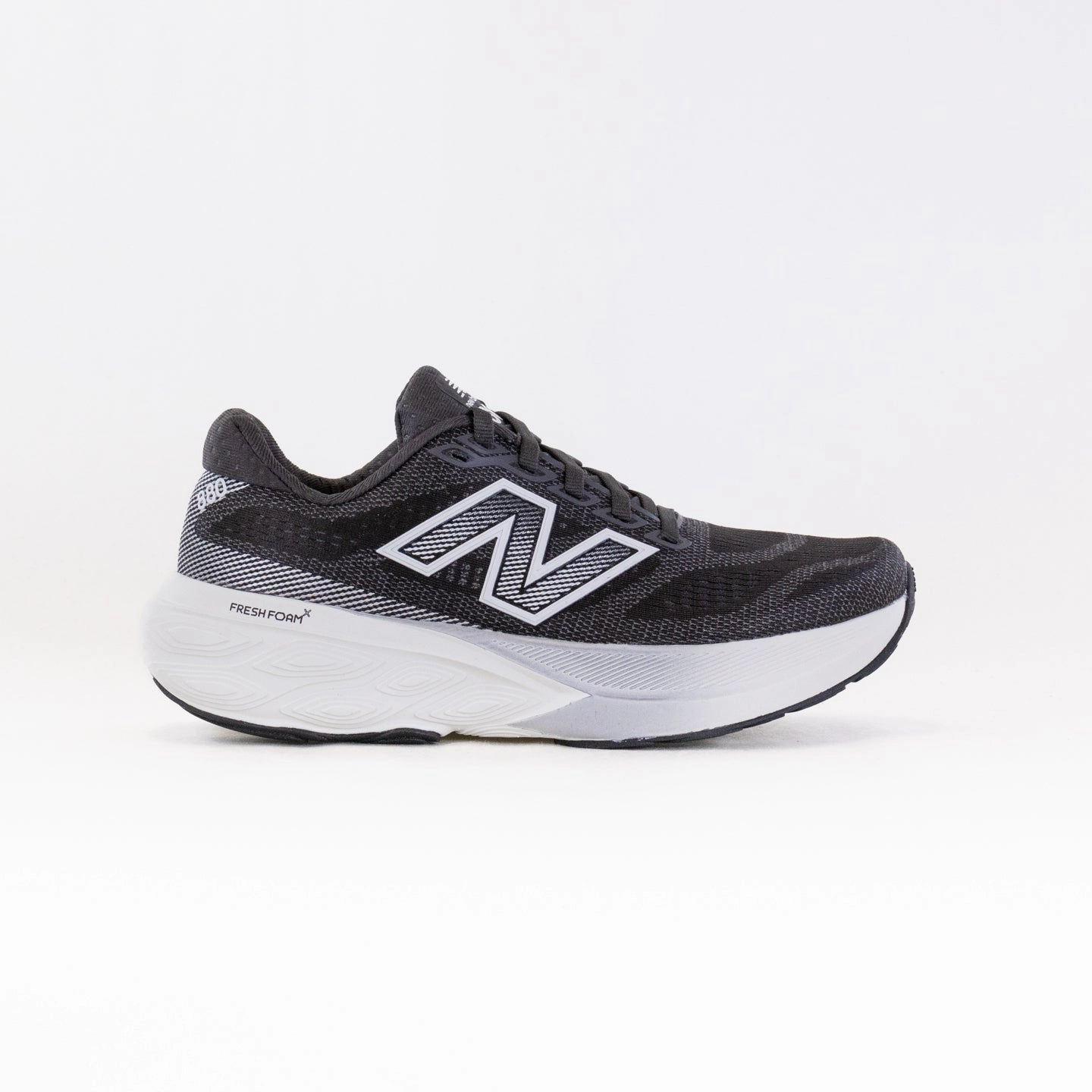 Dynamic Energy Plate New Balance Fresh Foam X 880V15 (Women's) - Black/White
