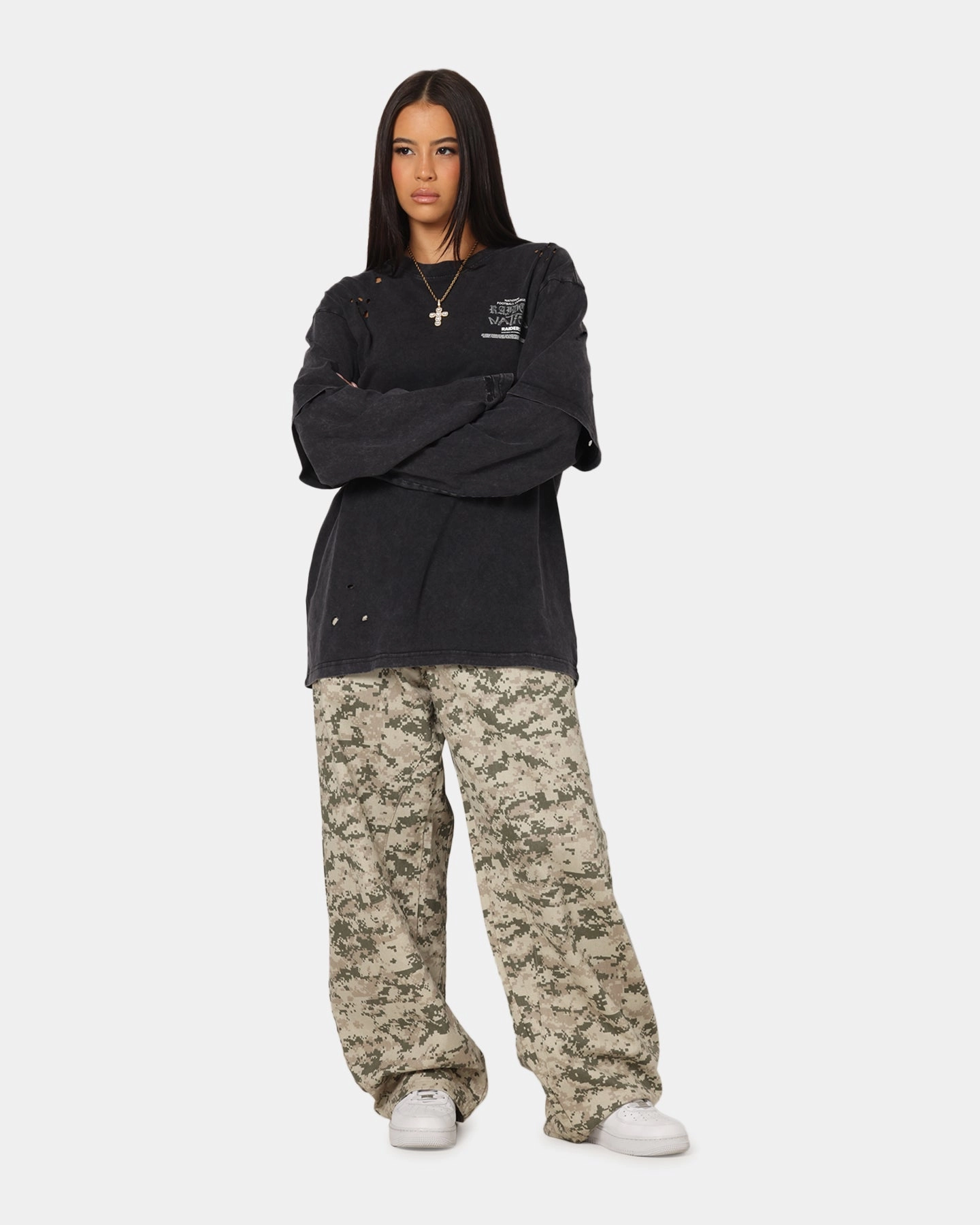 Trendy Look NoiseReduciting Zipper Mitchell & Ness Las Vegas Raiders Chromed Mock Long Sleeve T-Shirt Faded Black