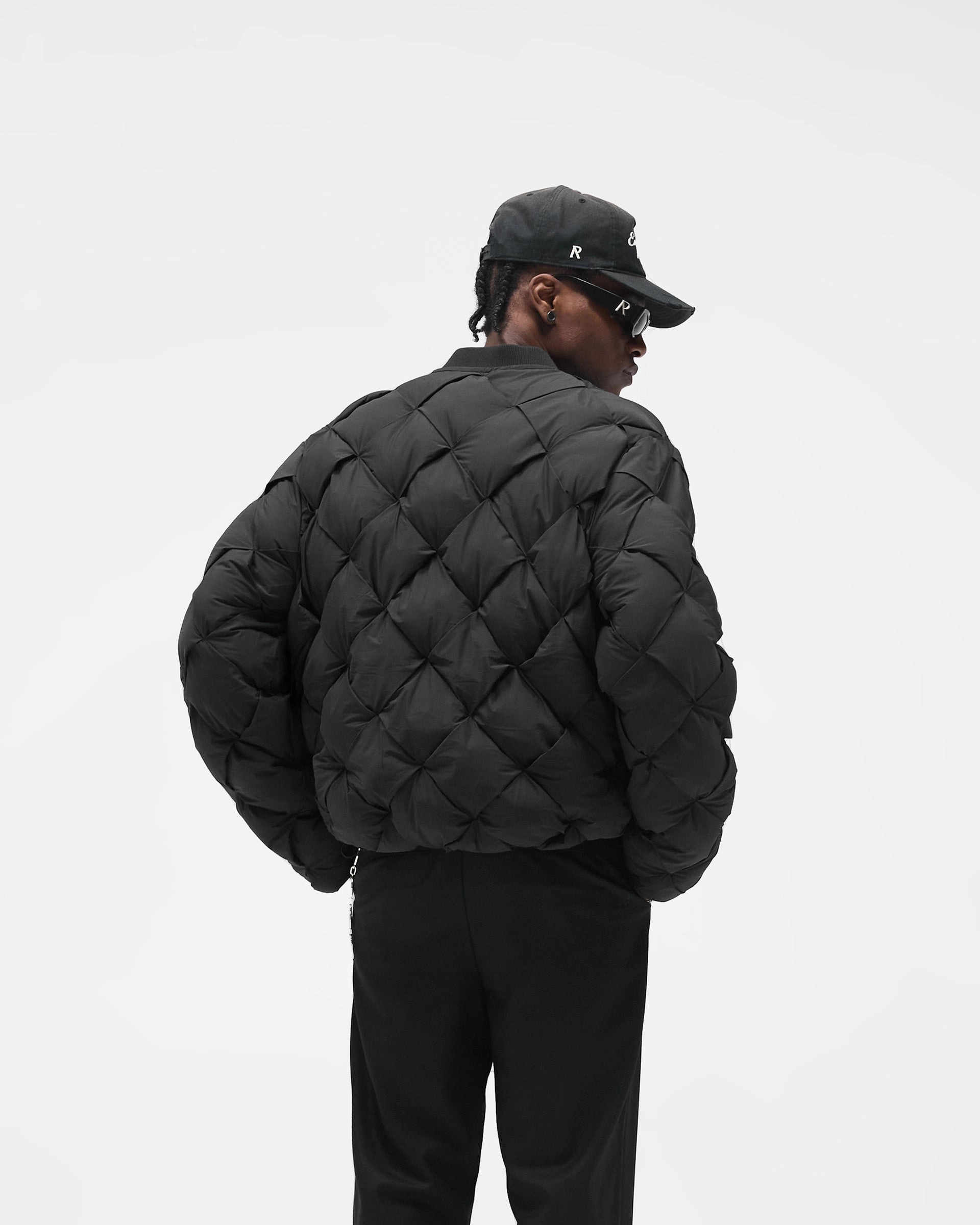 Pillow Puffer - Jet Black Stain Resistant