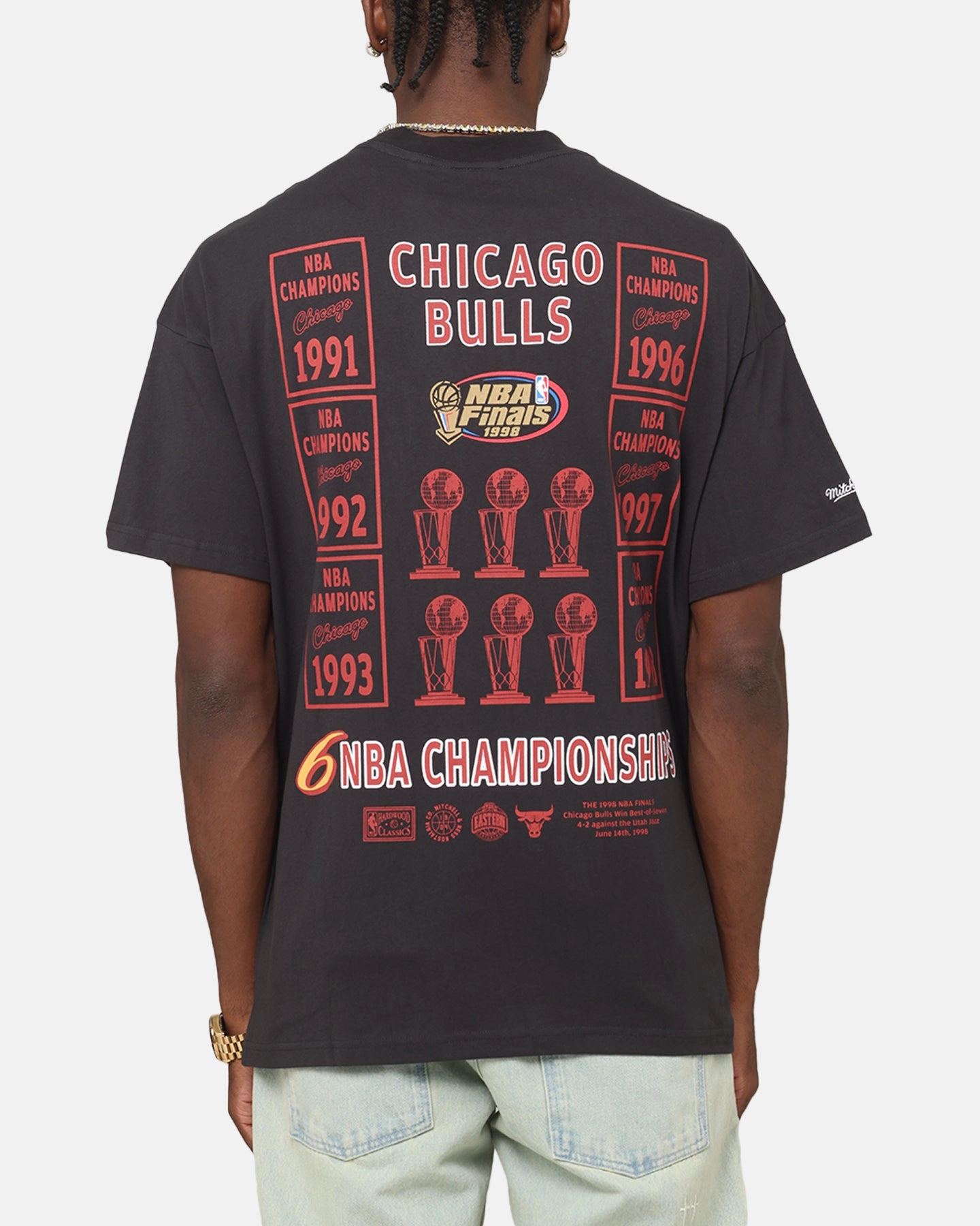 High Neckline Structure FadeResistant Treatment Mitchell & Ness Chicago Bulls Champions Report "Champ Pack" T-Shirt Faded Black