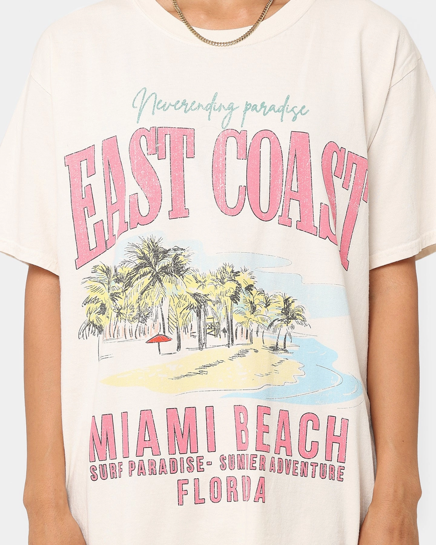 Smooth Seam Transition American Thrift Miami Beach Vintage T-Shirt Off White