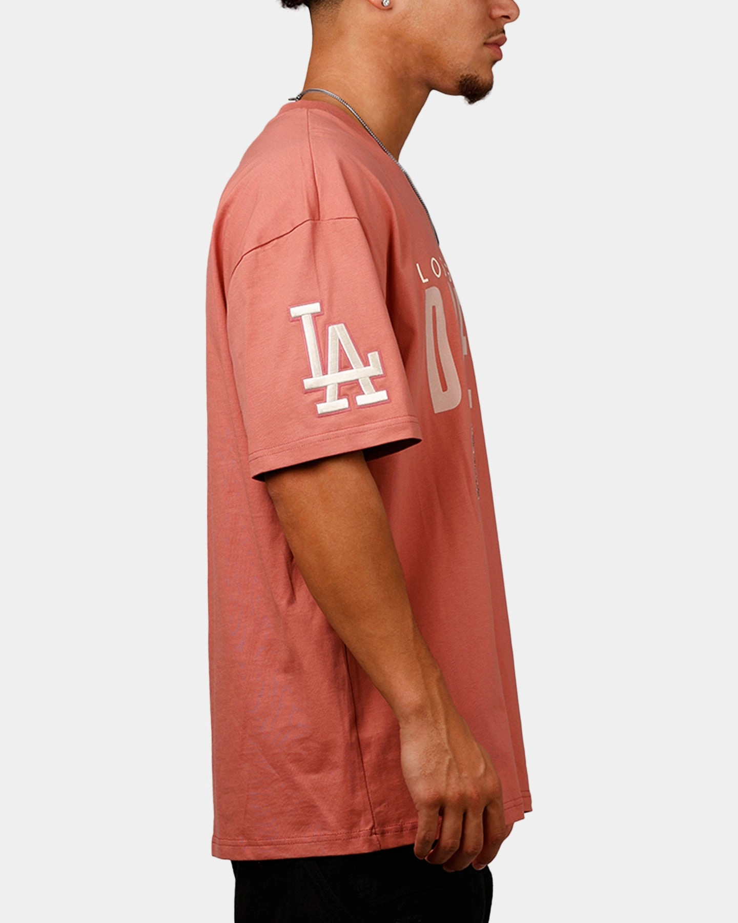 Multi Pocket Functional Design Roll Up Sleeve System Pro Standard Los Angeles Dodgers 'Dodgers Tapestry' T-Shirt Rose