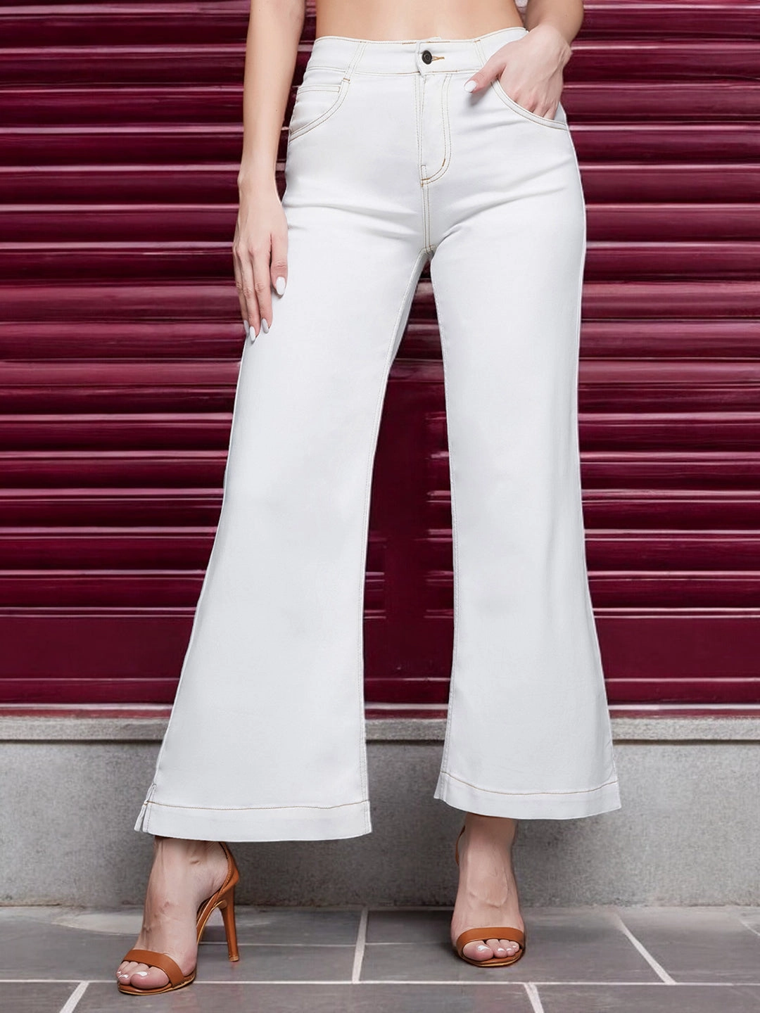 Creative Look Elegant Road Trip Abrasion Resistant Surface 24/7 Comfort White Flared Mid-Rise Clean-Look Ankle length Stretchable Denim Jeans