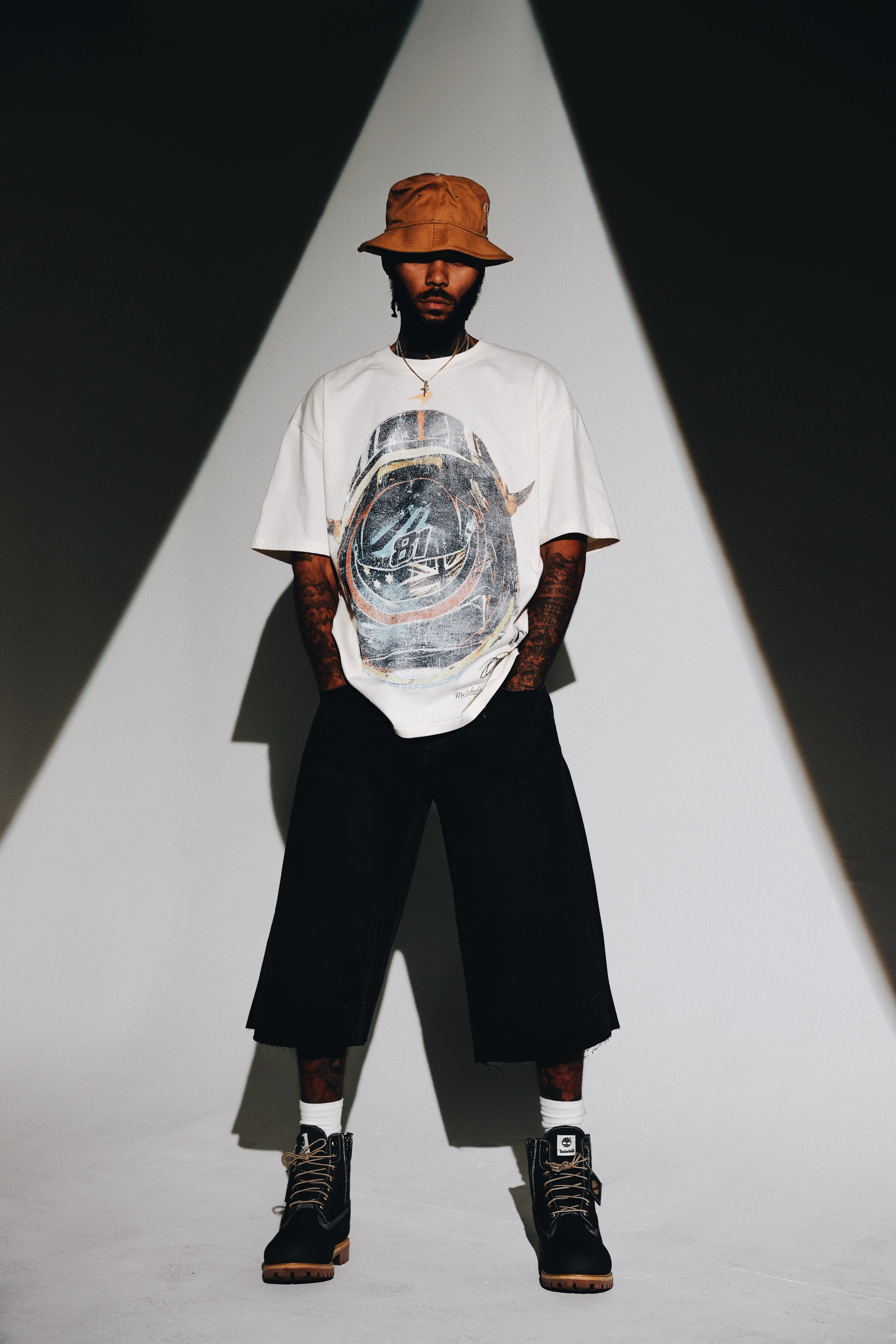 Relaxed Silhouette Culture Kings X Mclaren Oscar Piastri 'Vegas Grand Prix 2024' Helmet T-Shirt Off White