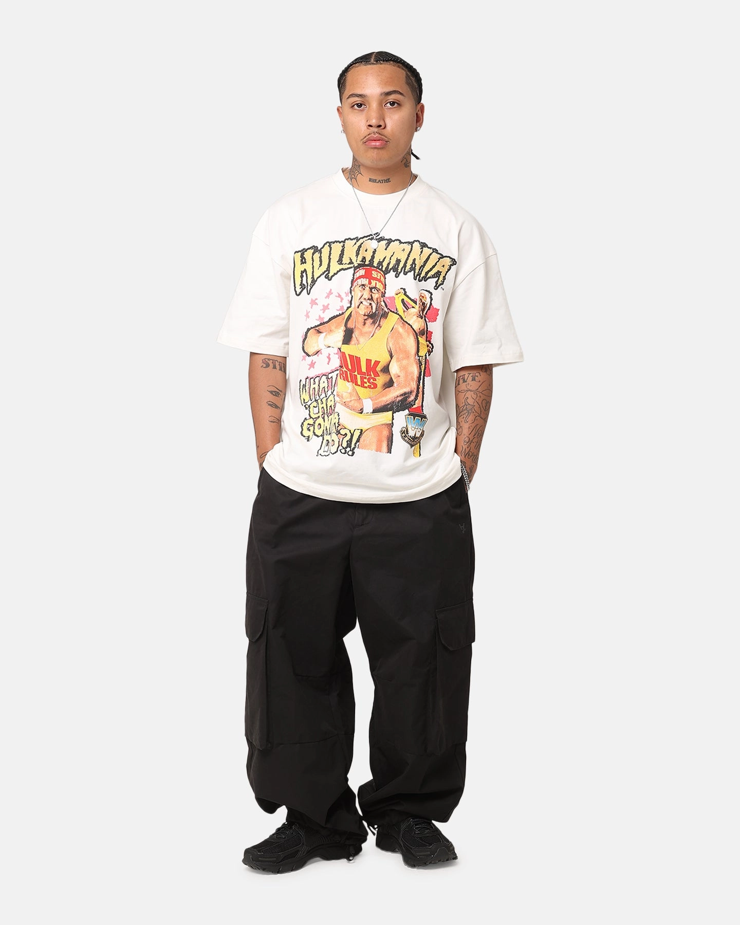 Reflective details AllSeason Wearability Culture Kings X WWE Hulk Hogan Hulkamania Vintage T-Shirt Off White