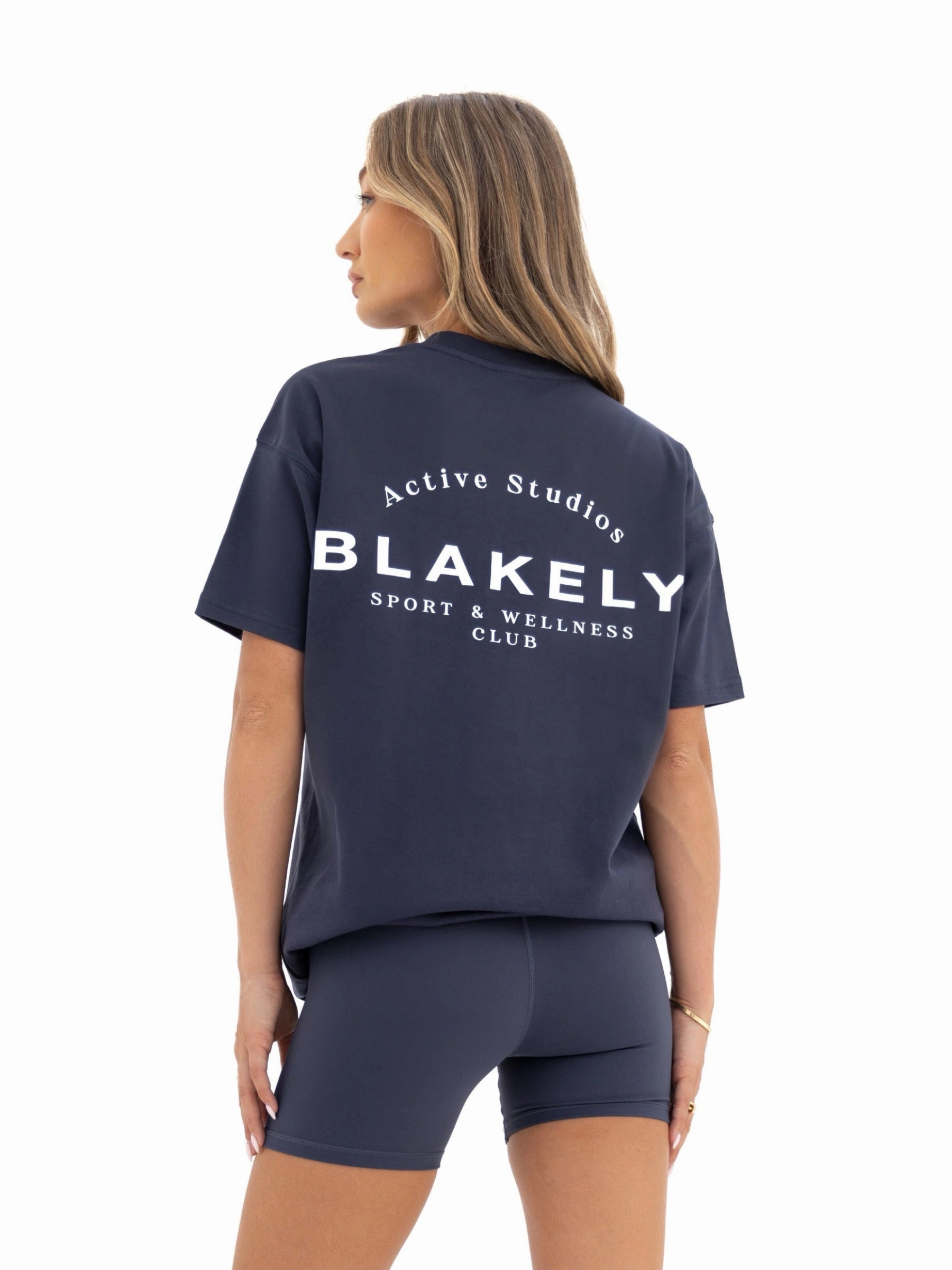 Soft and durable Cold Wash Optimized Curved Active Studios Oversized T-Shirt - True Navy