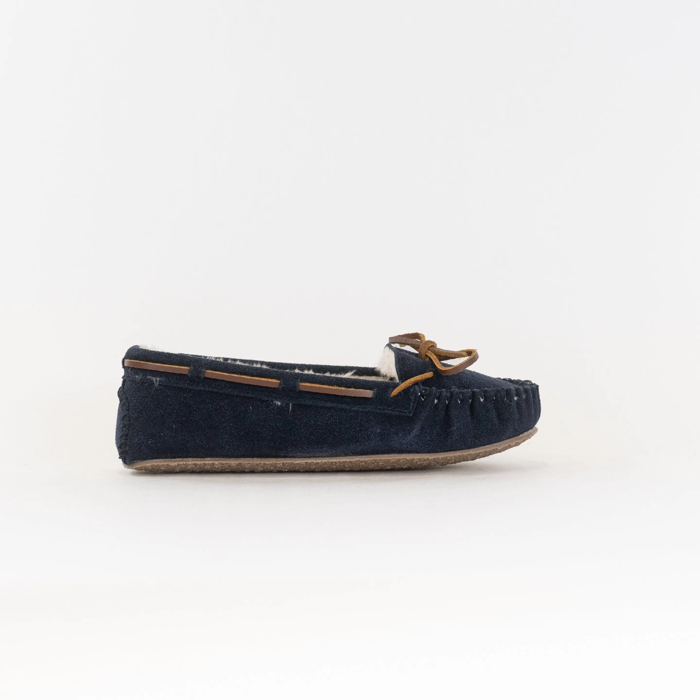 Active Wear Simple Slip Minnetonka Cally (Women's) - Navy