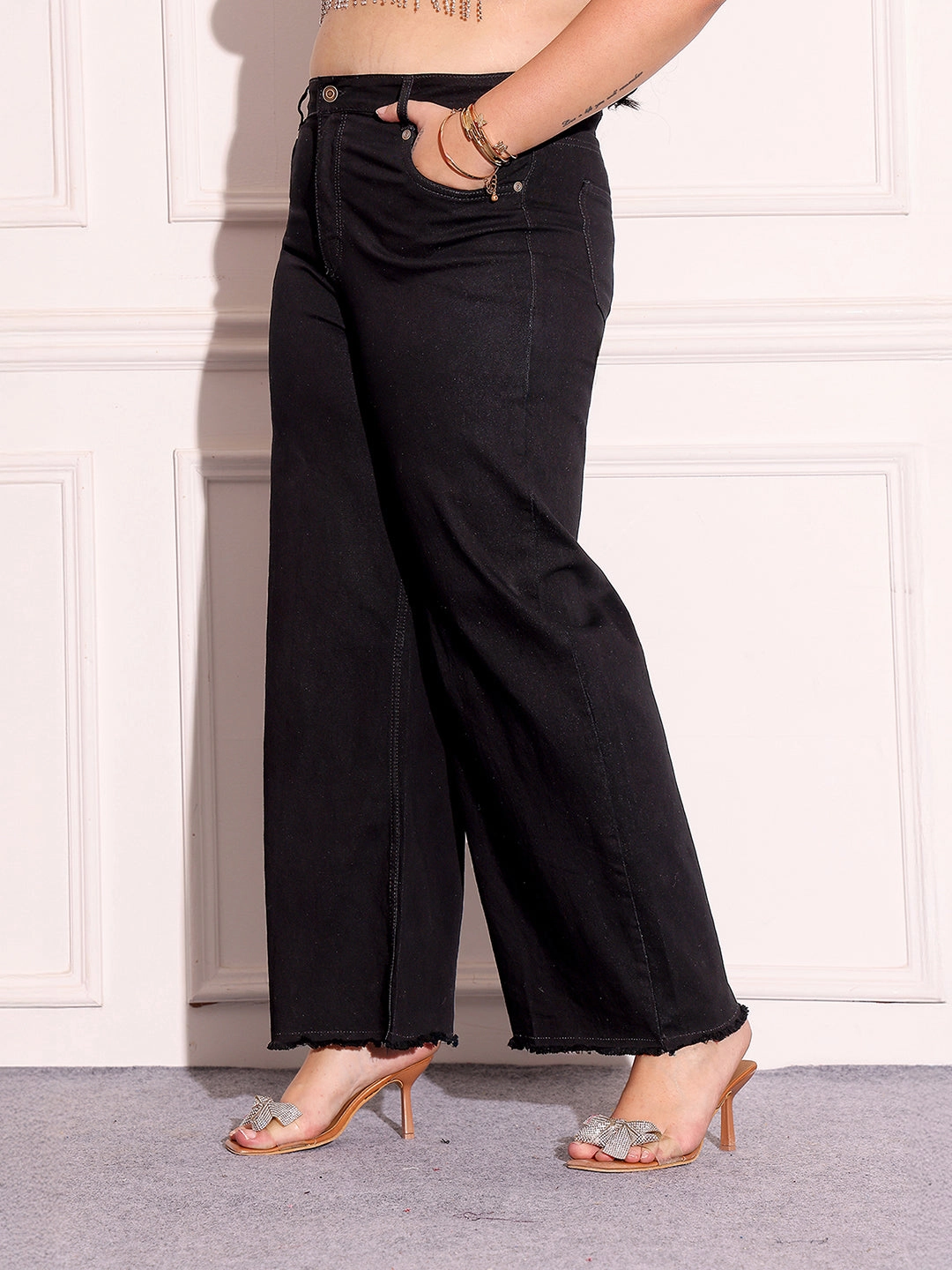 Elegant Party Look Winter Warmth Women's Black High-Rise Stretchable Wide-Leg Denim Jeans
