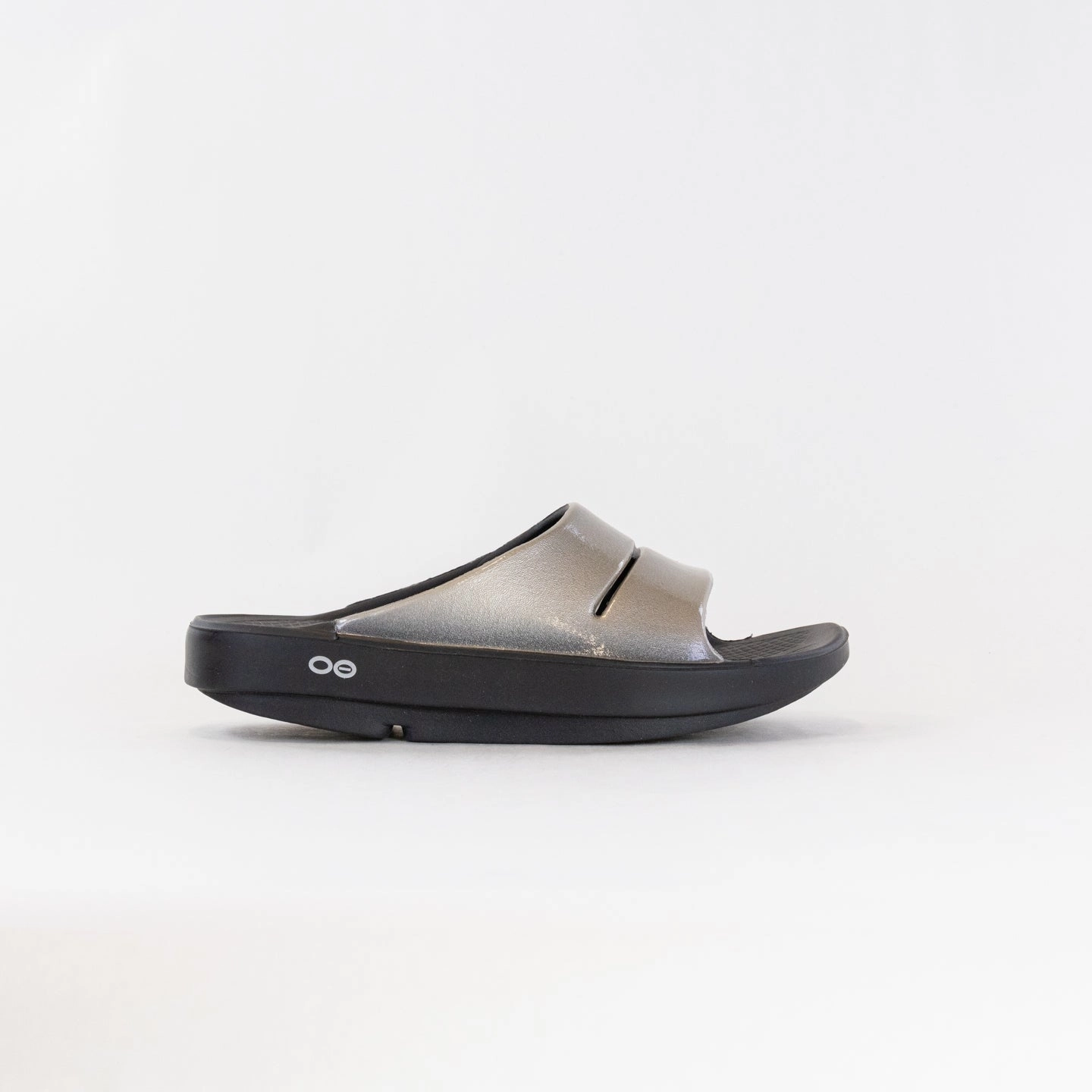 Lite Mode Buckle Detail OOFOS OOahh Luxe Slide Sandal (Women's) - Latte