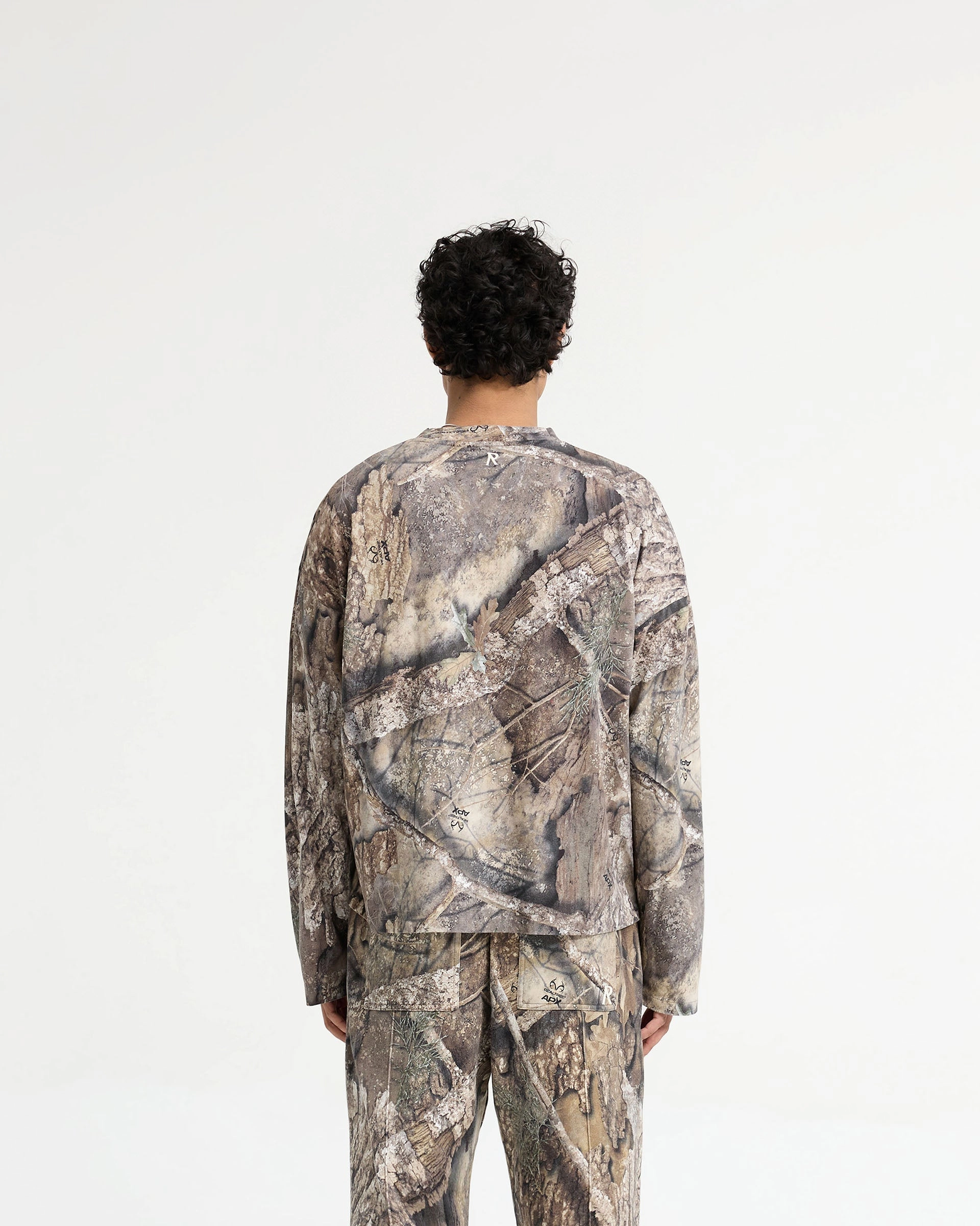 Roomy Waist Comfy Vibes Realtree? Camo Long Sleeve T-Shirt - Camo