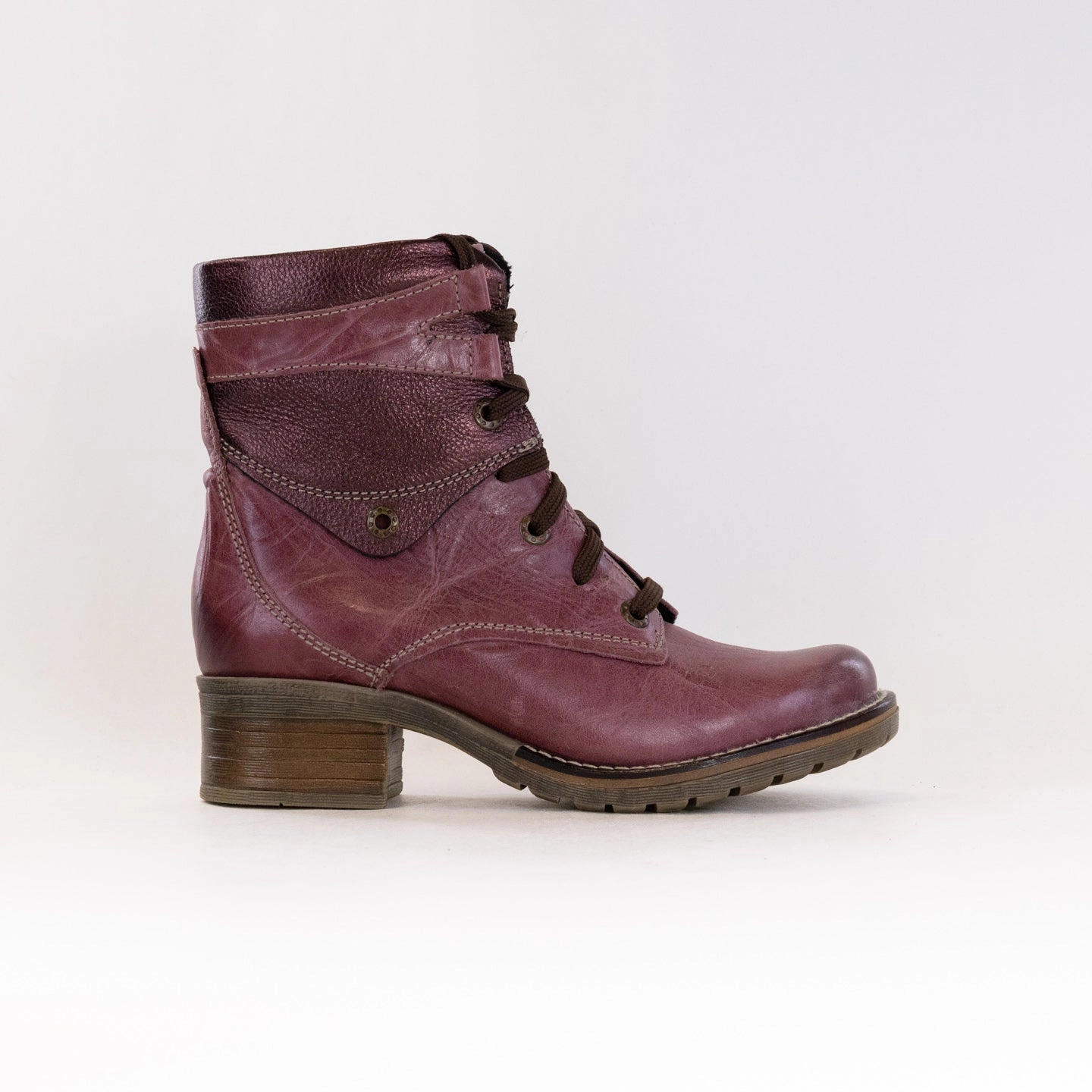 Utility Style Dromedaris Kara Metallic (Women's) - Violet Metallic