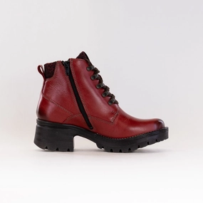 Bold Red Dromedaris Karlie (Women's) - Red/Mini Leo