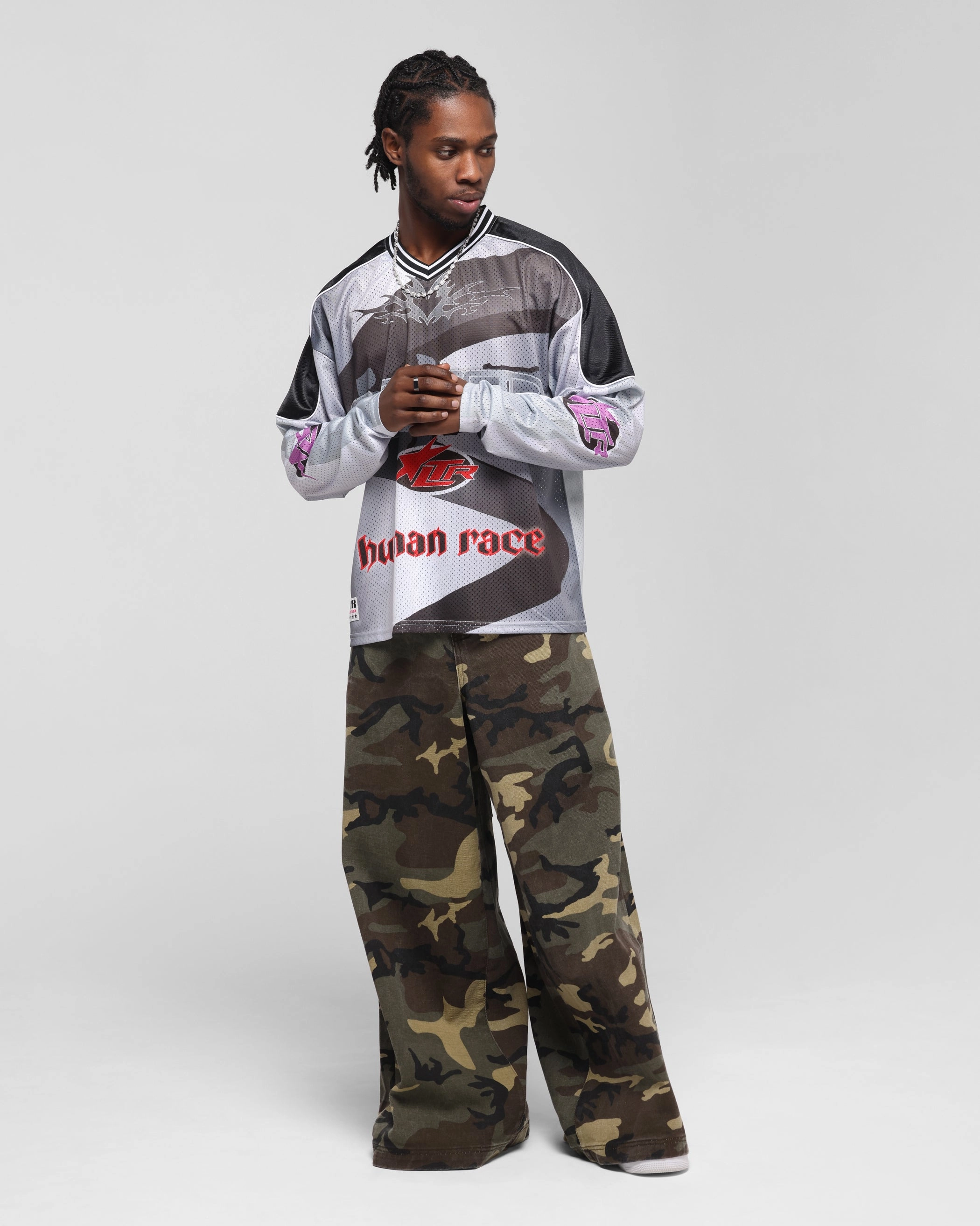 Double Layered Hem Reinforcement Overlock Edging Loiter Cyber Hockey Jersey Grey/Black