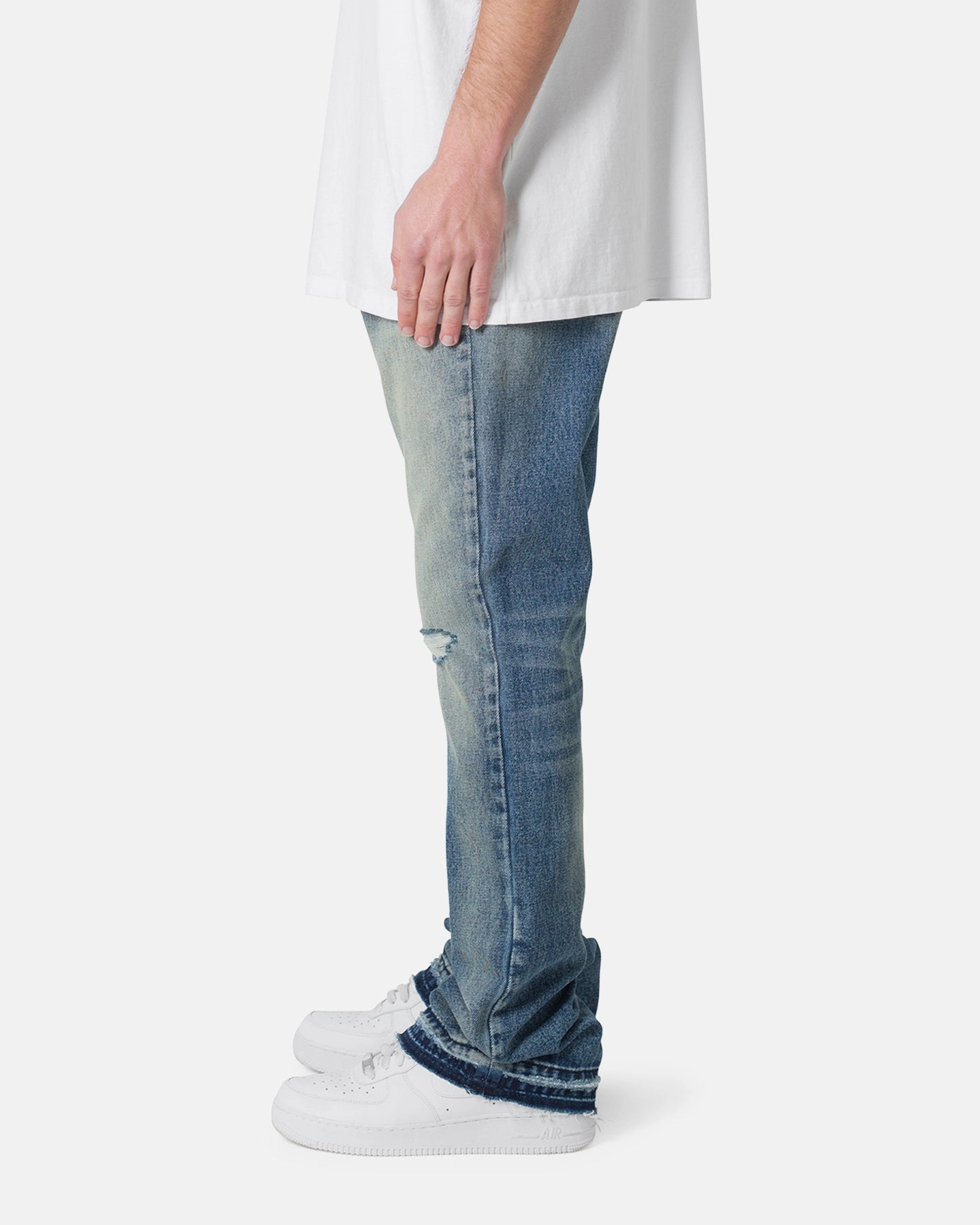 Reinforced Knees MNML B317 Flare Denim Jeans Blue
