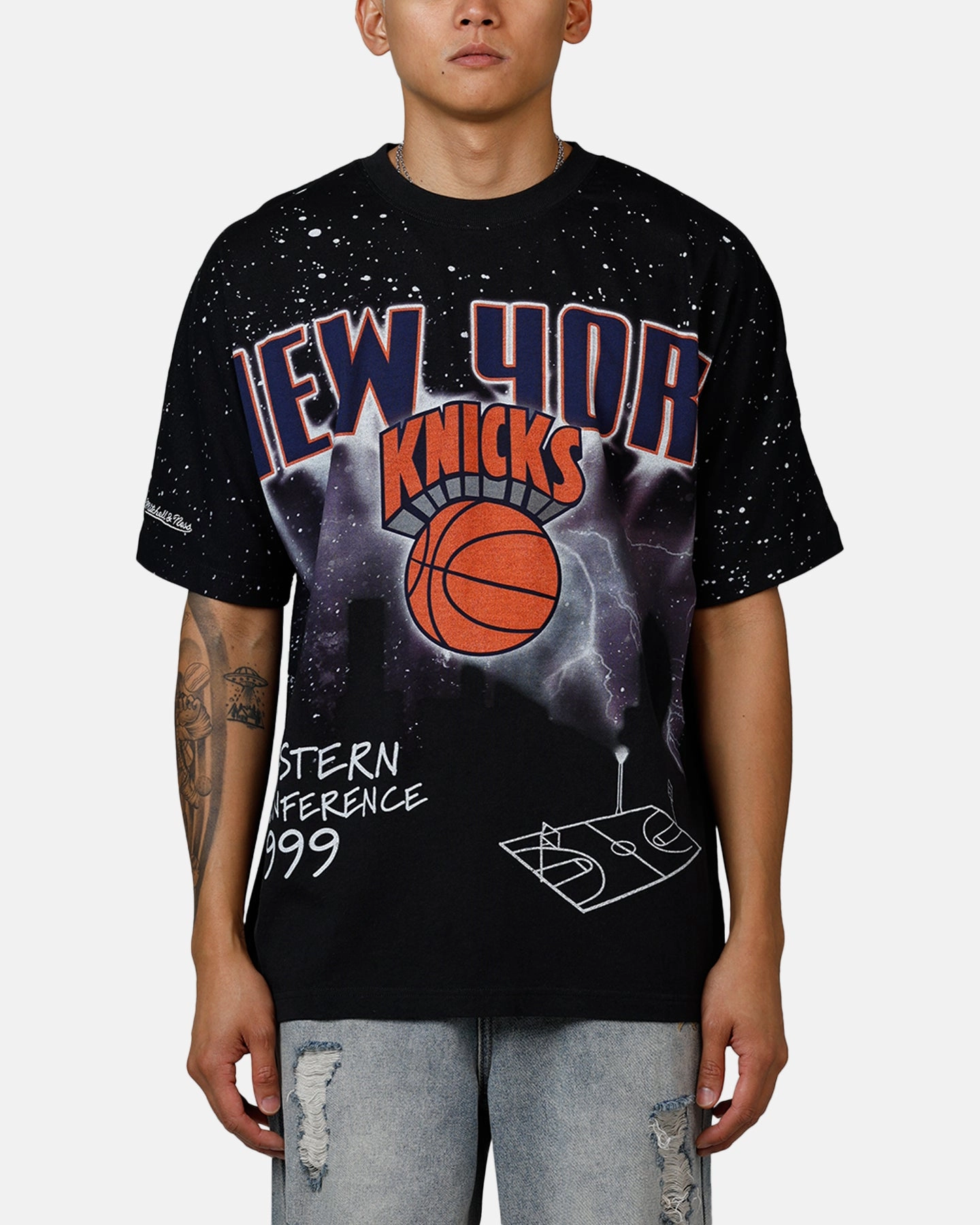 AllDaySoftness Mitchell & Ness New York Knicks Skyline T-Shirt Faded Black