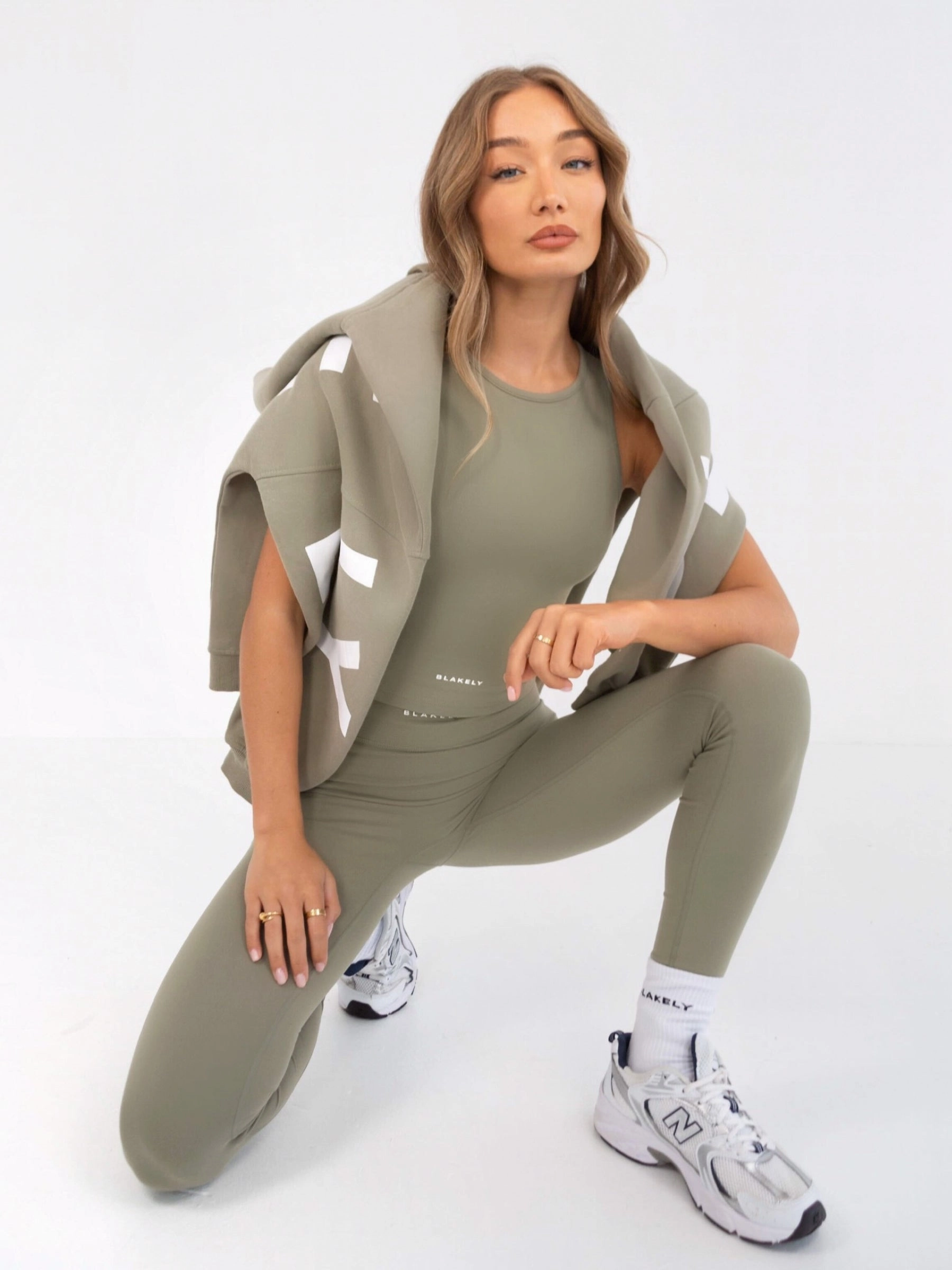 Sculpted Design Ultimate Soft Lifestyle Leggings - Olive