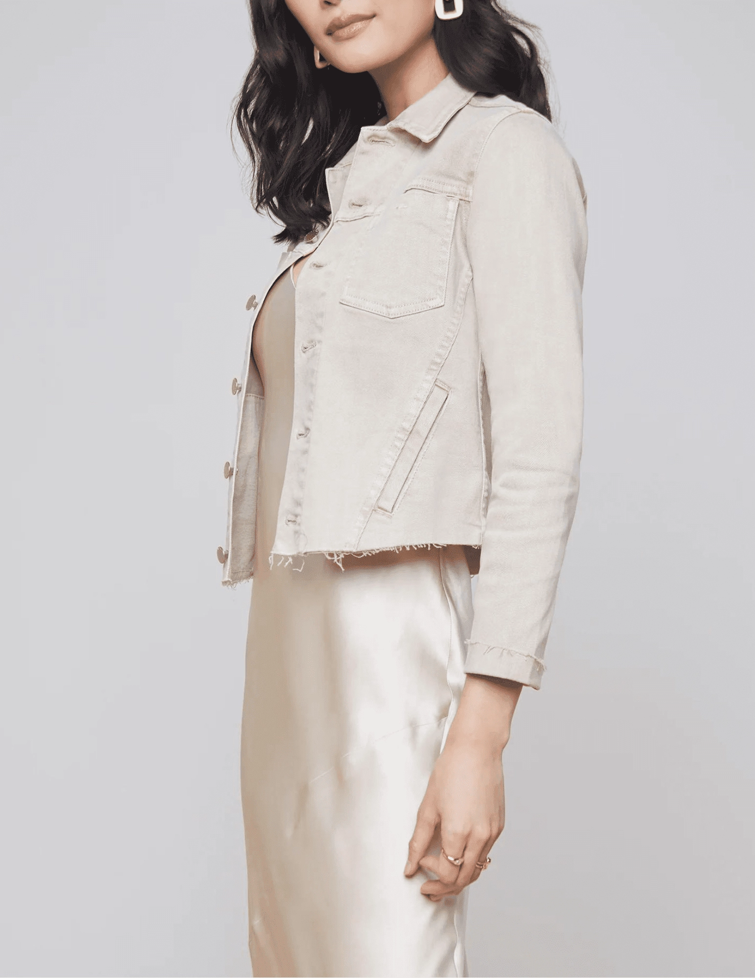 L'AGENCE Janelle Slim Denim Jacket in Biscuit City Style Eco Friendly
