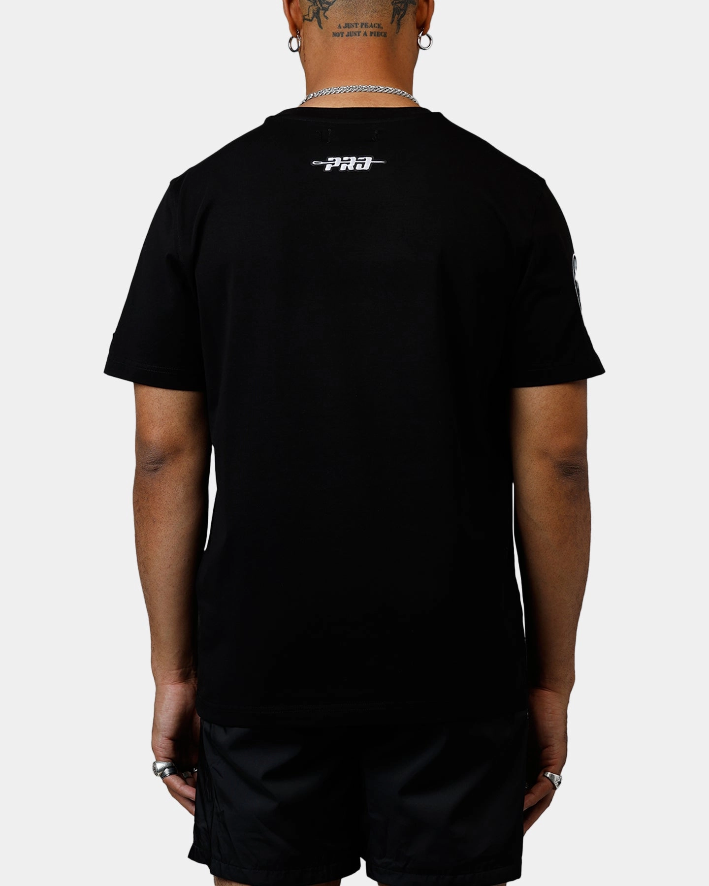 AdvancedAirflowChannels ButtonFront Pro Standard New York Yankees Chenille T-Shirt Black