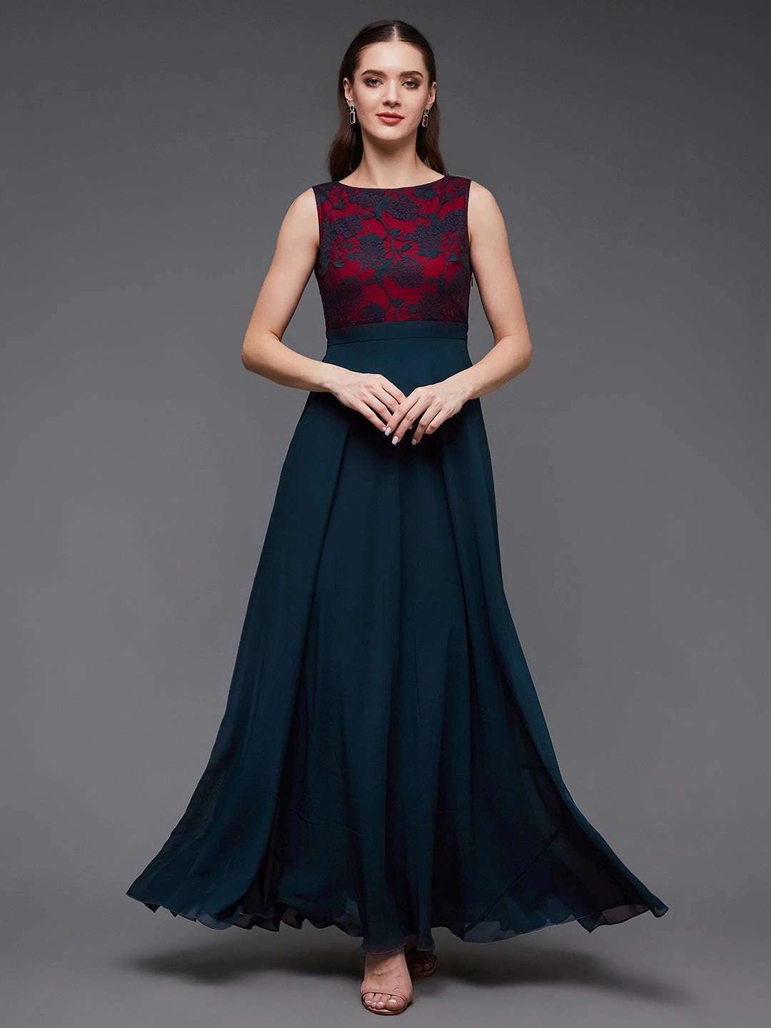 Women's Teal Round Neck Sleeveless Georgette & Lace Floral Fit & Flare Maxi Dress Subtle Finish