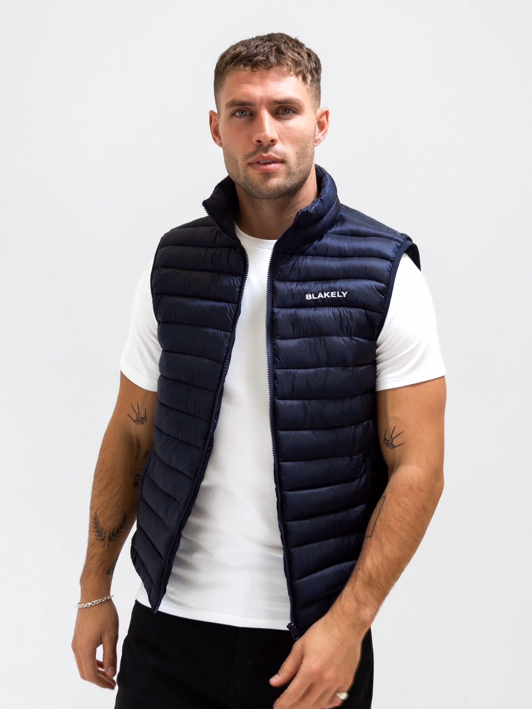 Simple Detail Ellis Lightweight Gilet - Navy